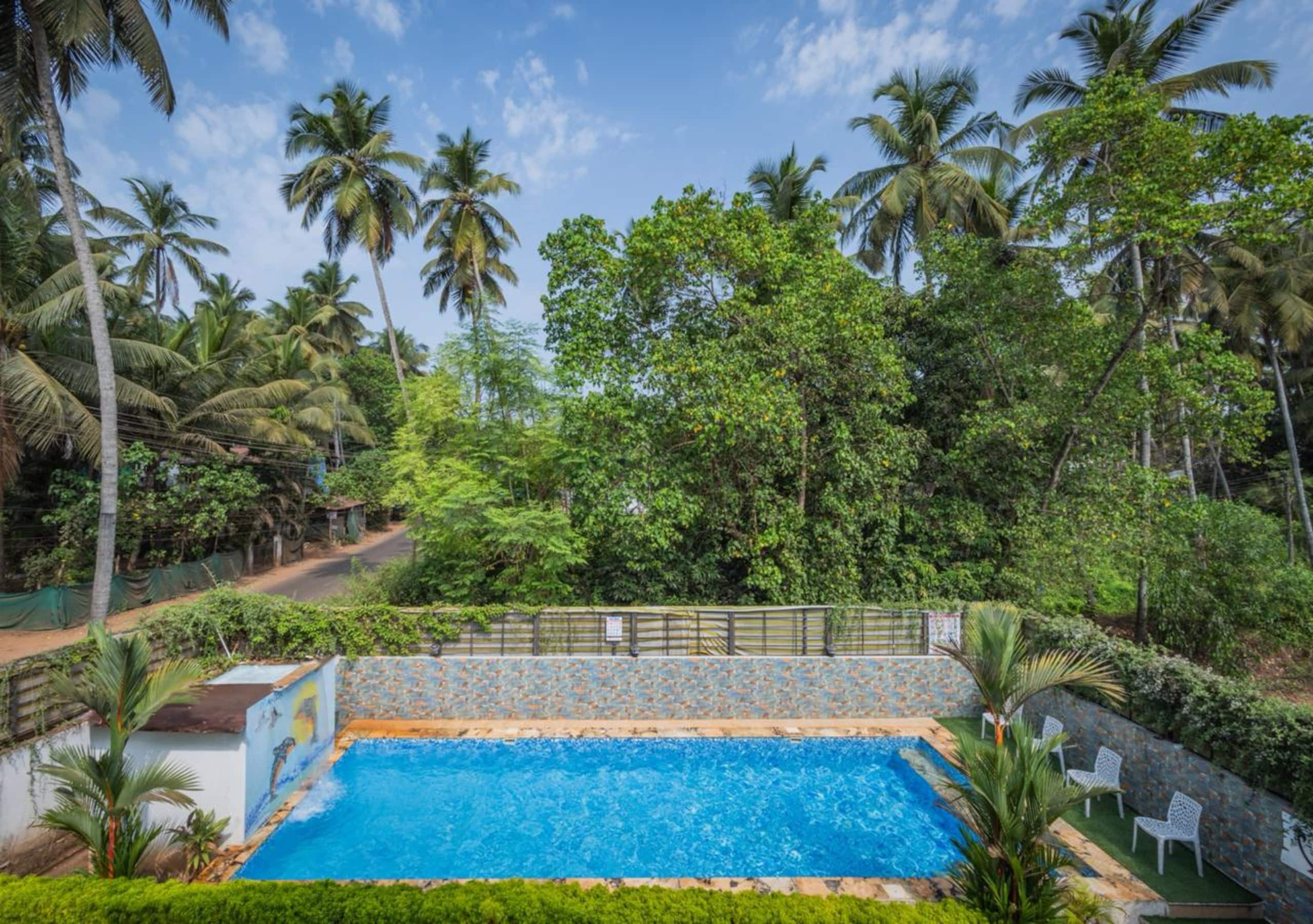 Luxury 4BHK Ambrosia Mansion | Pool | Morjim Beach 23