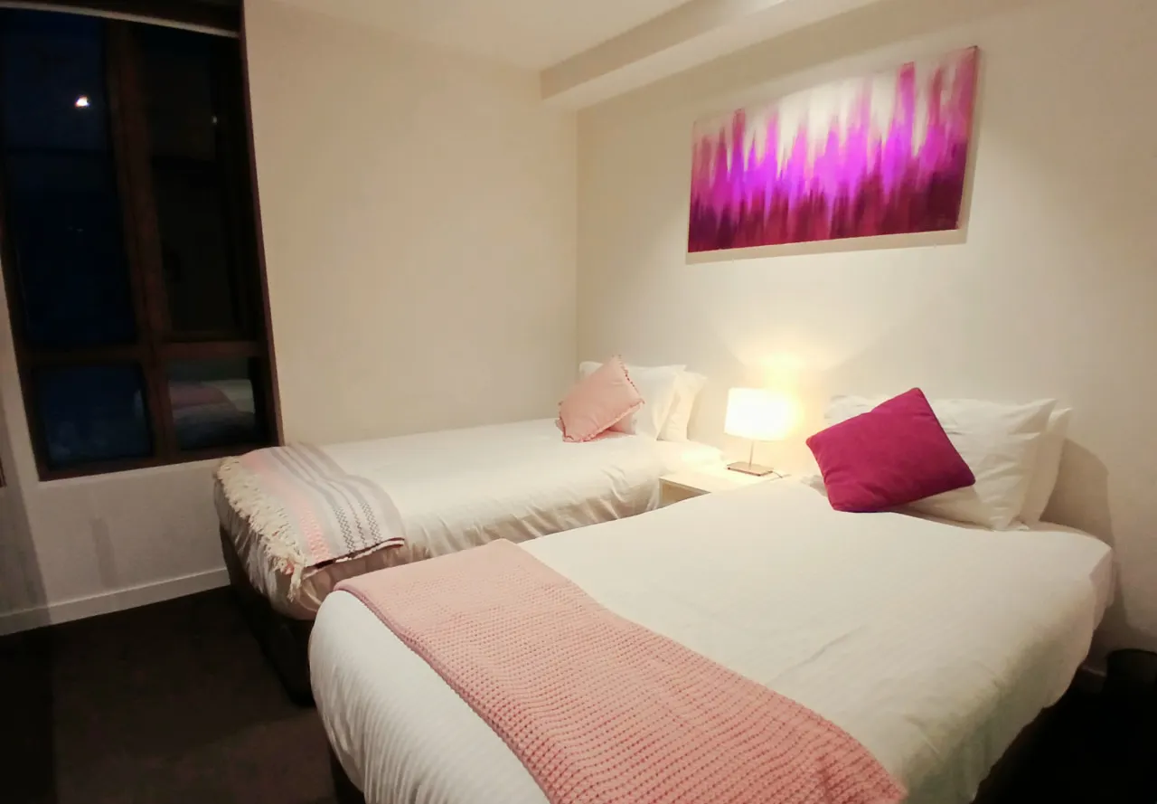 Ideal 3-Bedroom Apartment in CBD - MH4 7