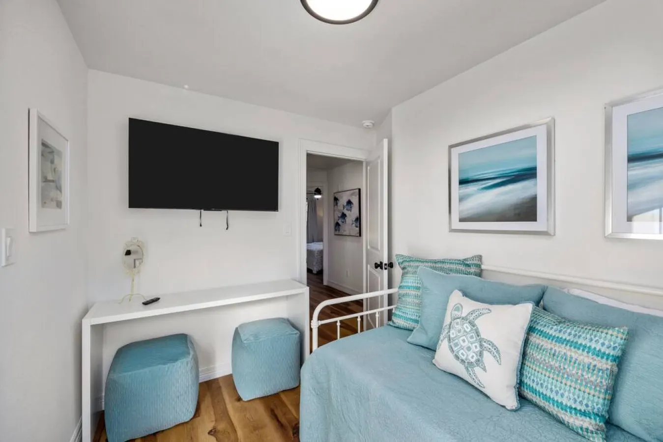 Coastal Seabrook 3BR Walk to Beach, Near Kemah Boardwalk 14