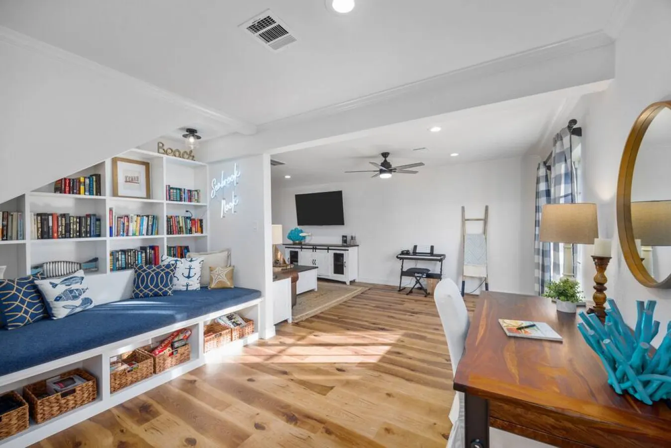 Coastal Seabrook 3BR Walk to Beach, Near Kemah Boardwalk 7