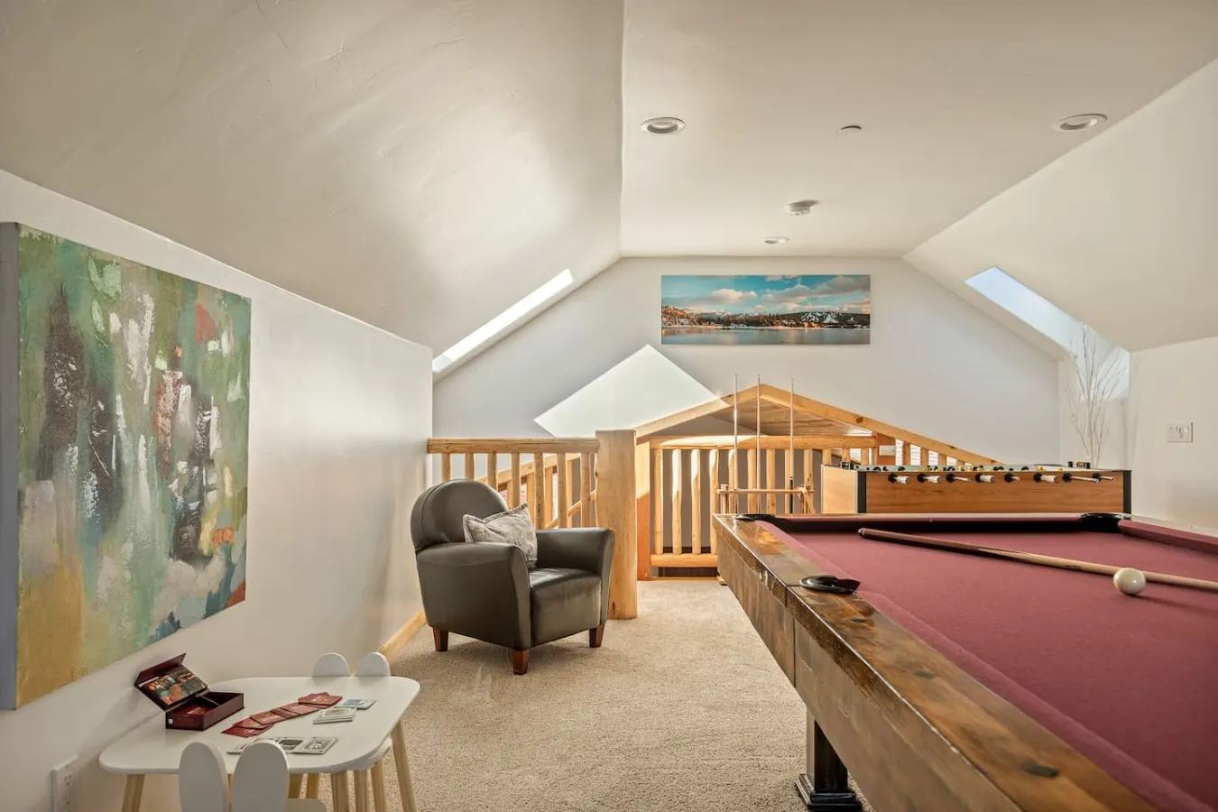 Oak Tree Lodge Hot Tub Game Room EV Charger 15
