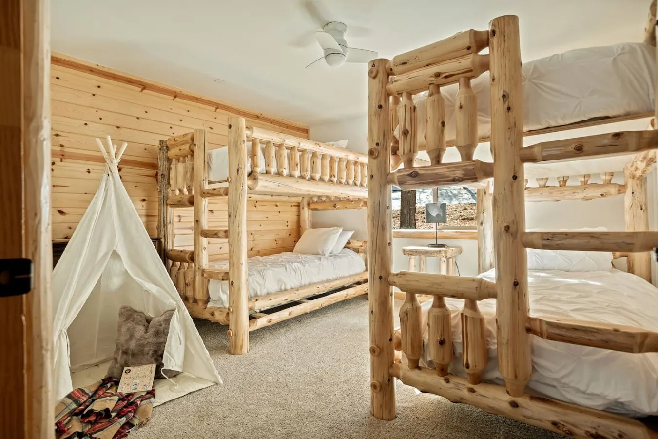 Oak Tree Lodge | Hot Tub • Game Room • EV Charger — photo 3
