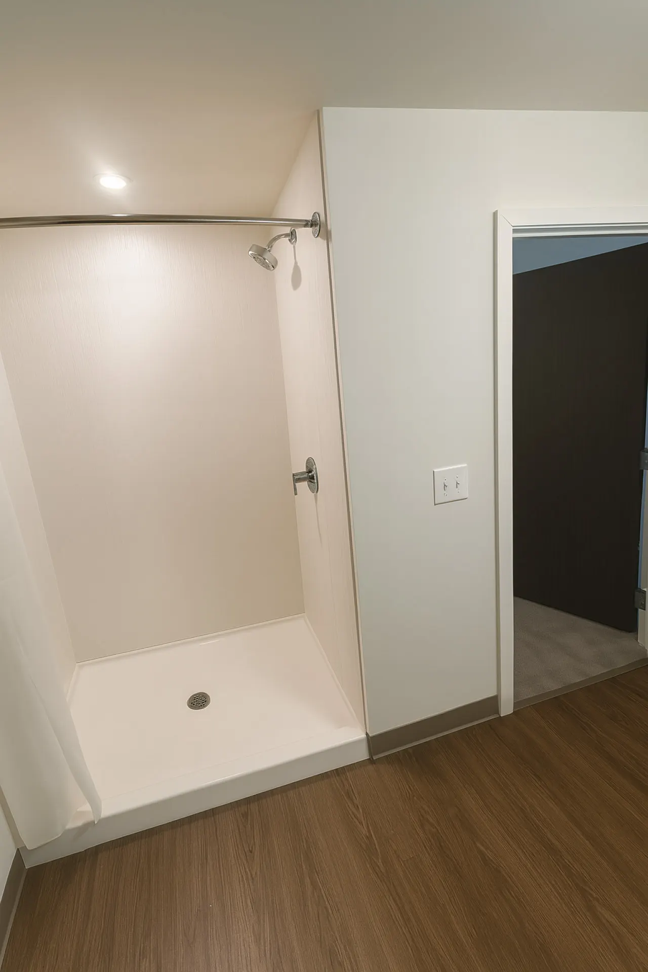 Stylish 2BR Rooftop Views + Sky Lounge 19