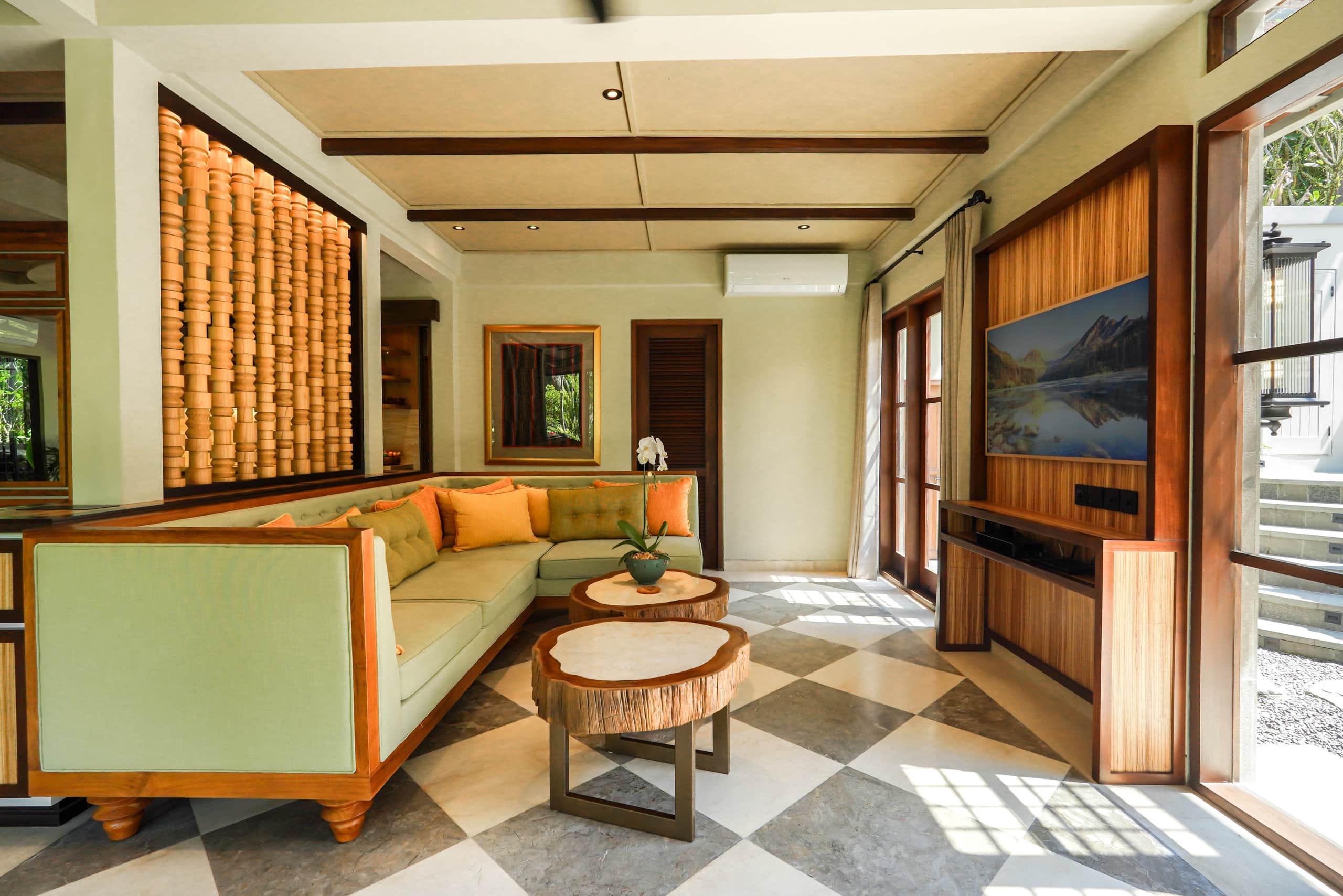 The Ubāri Bali | Luxury Riverside Escape (3BR) 9