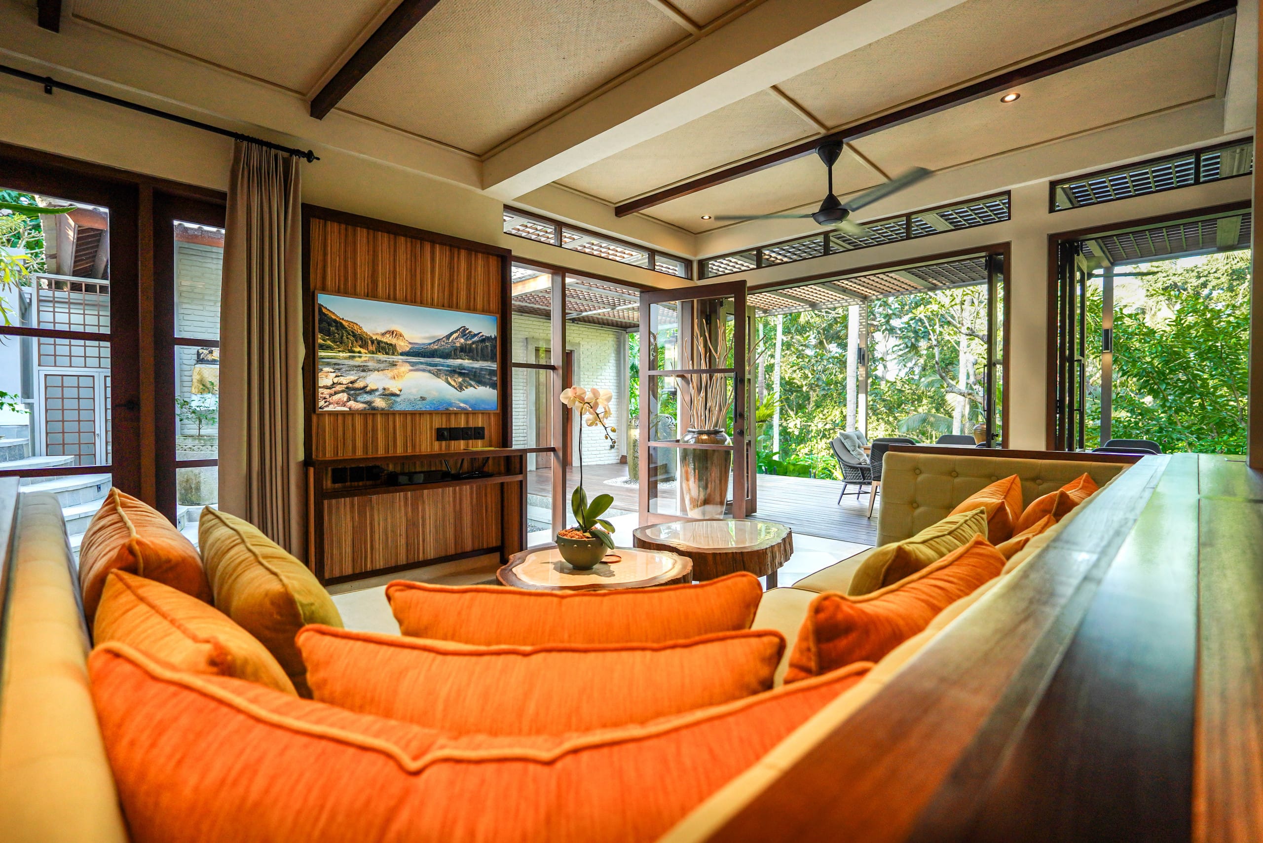 The Ubāri Bali | Luxury Riverside Escape (3BR) — photo 4