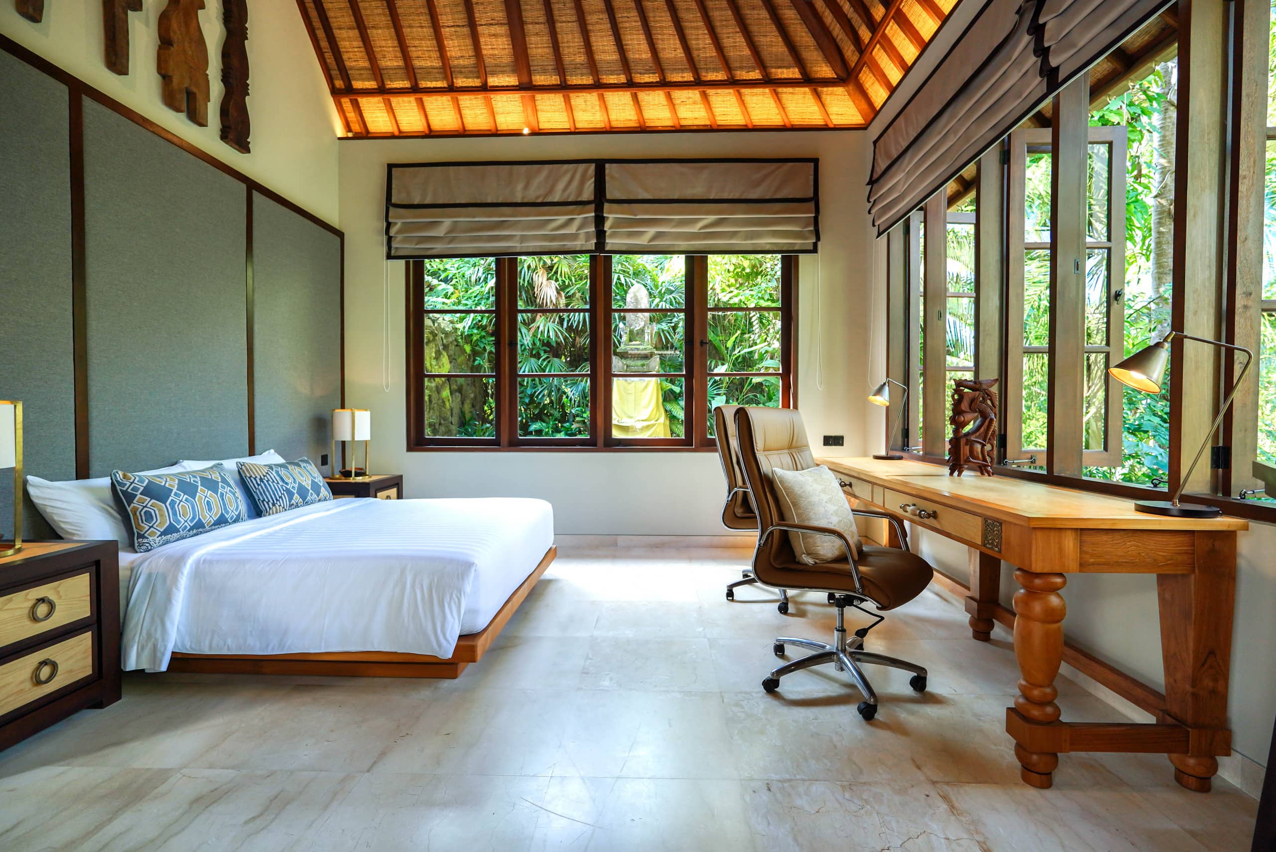 The Ubāri Bali | Luxury Riverside Escape (3BR) 8