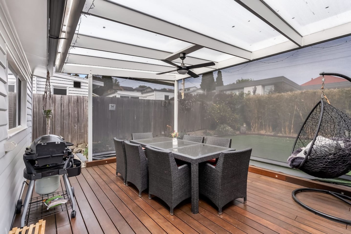 Cosy & Private Escape in the Bay 6