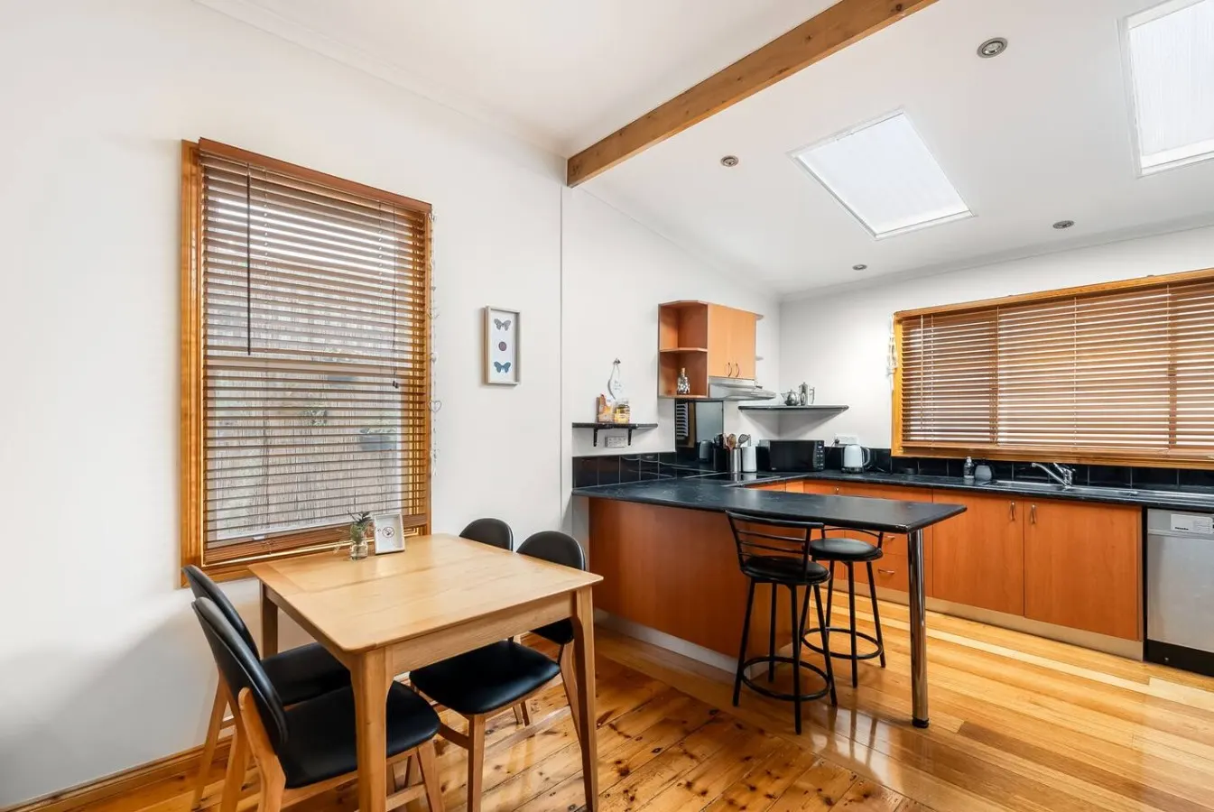 Cosy & Private Escape in the Bay 8