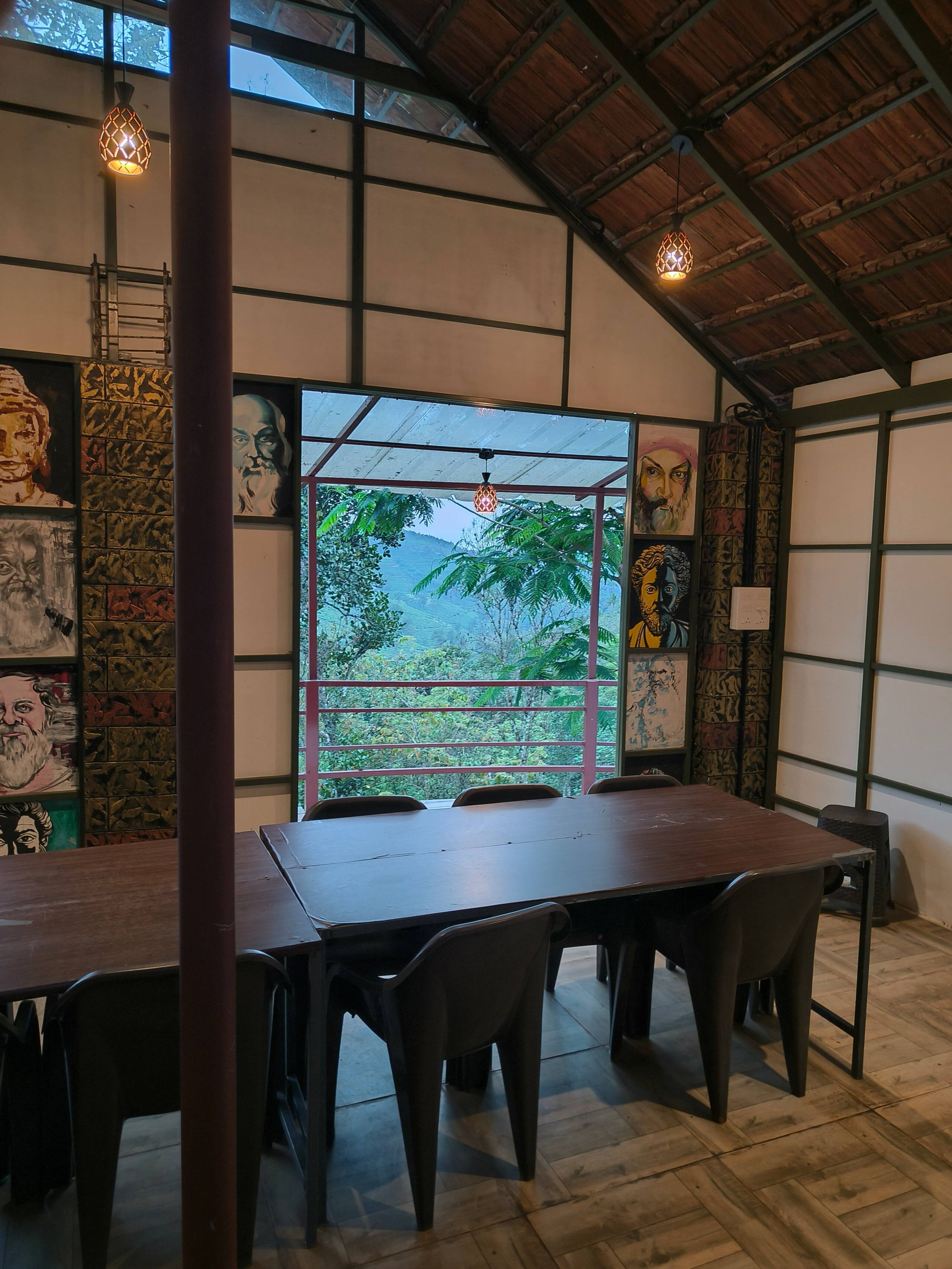 Barefoot Plantation Stay; Entire Top Floor A/c 4