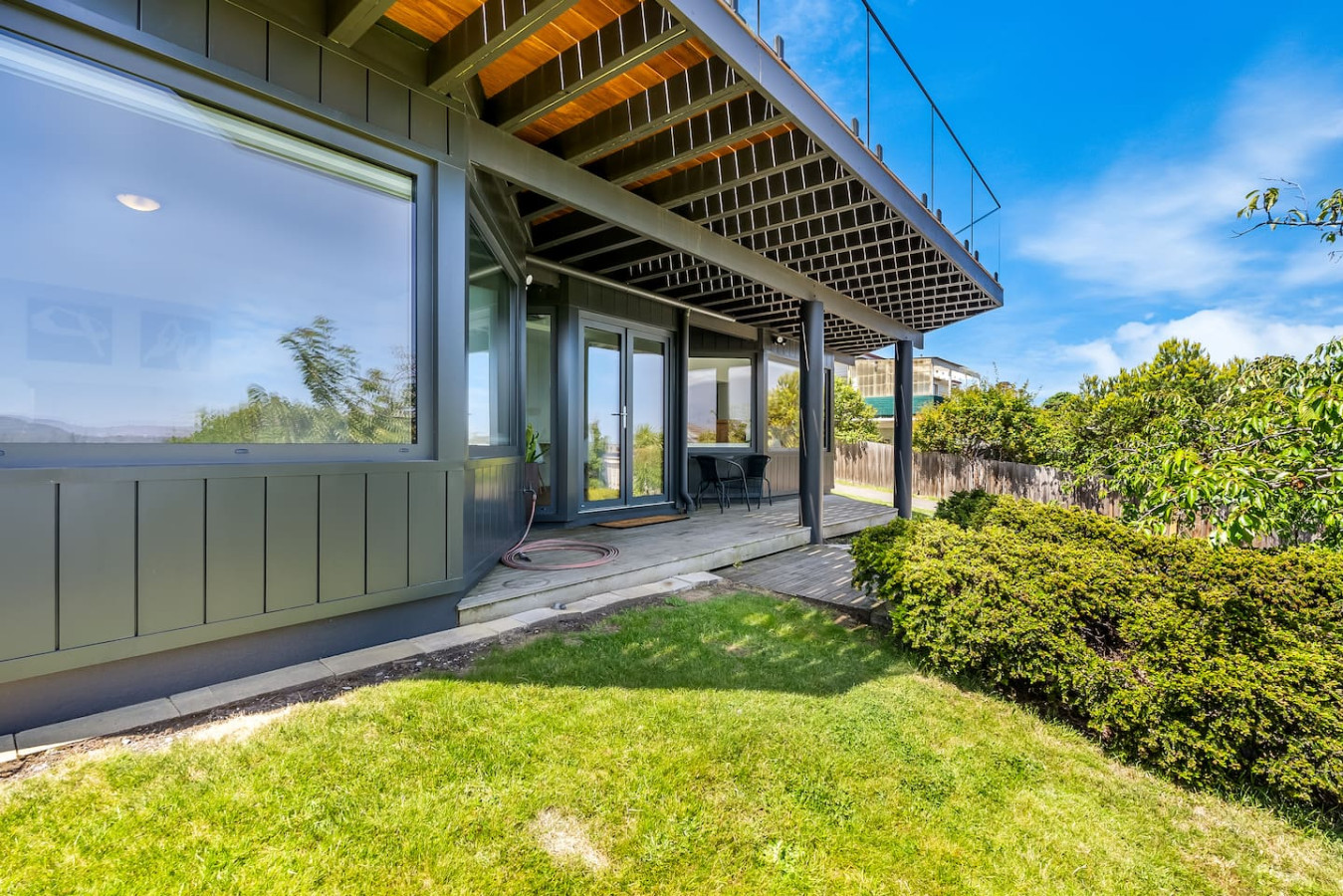 Stylish Studio w/ Stunning Views 4