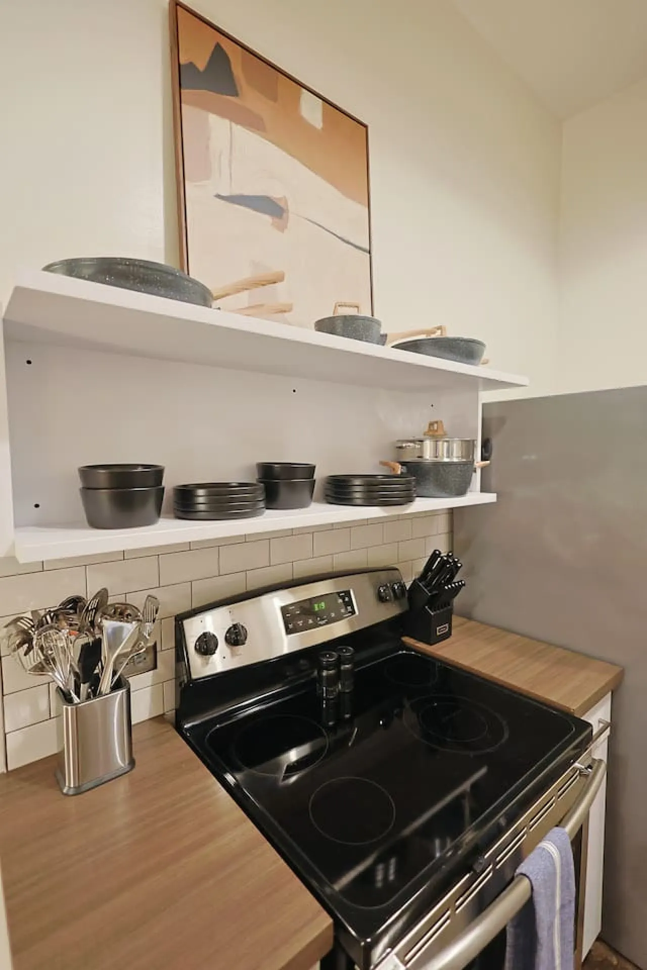 Chic Loft-Style Stay ~ Downtown Knoxville! 19