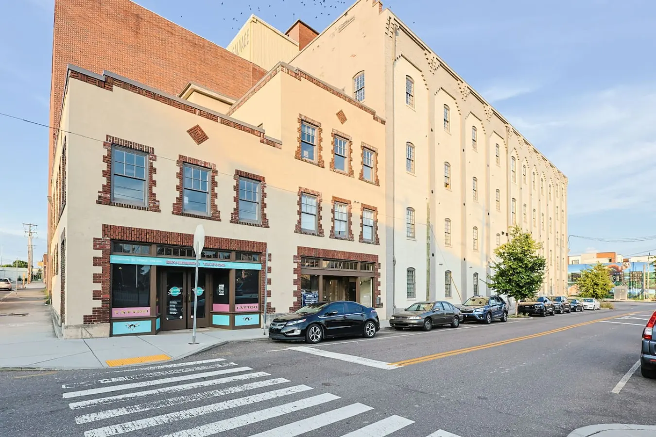 Chic Loft-Style Stay ~ Downtown Knoxville! — photo 4