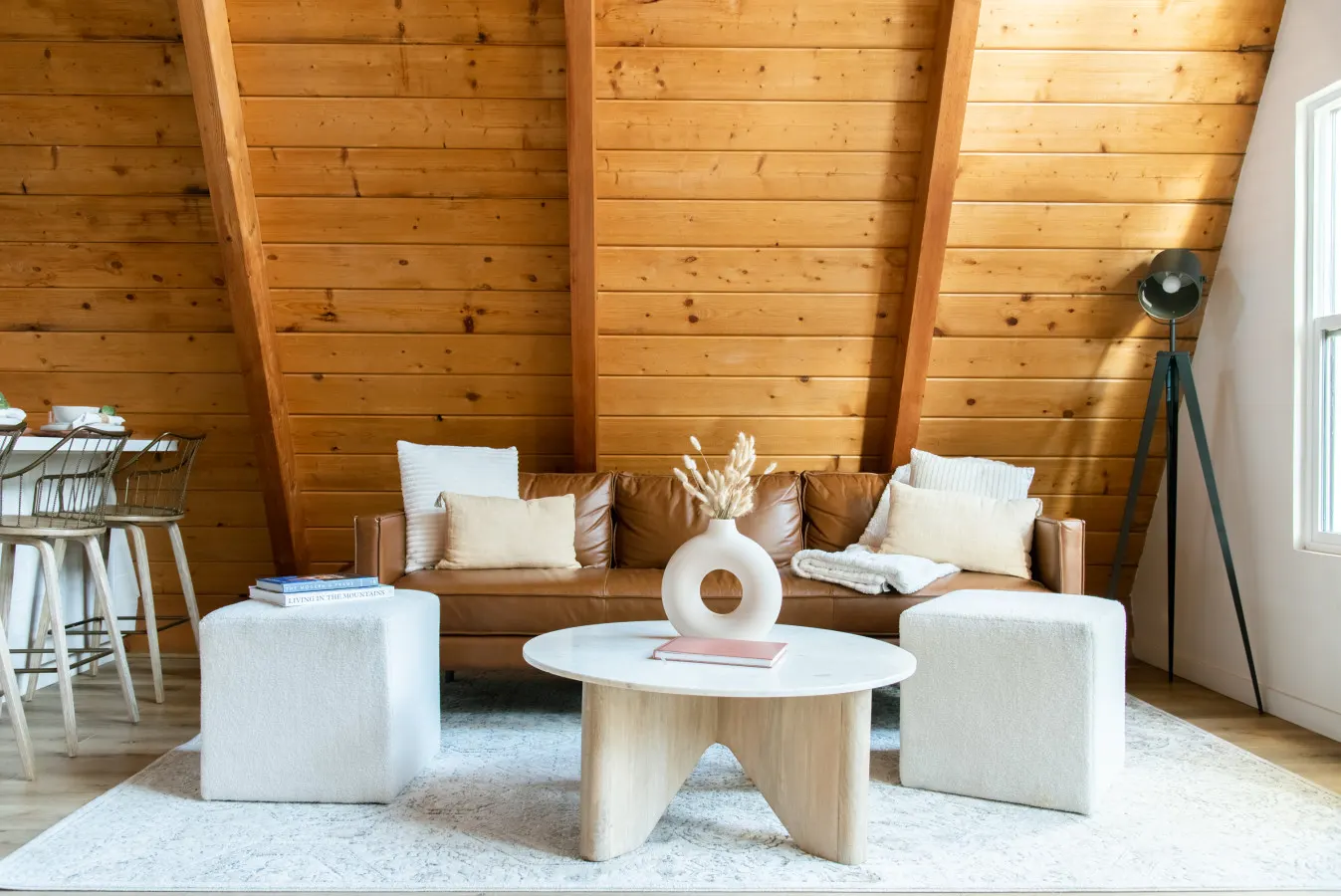 The Scandia “A-Frame Chalet” Fireplace & Hot tub 3