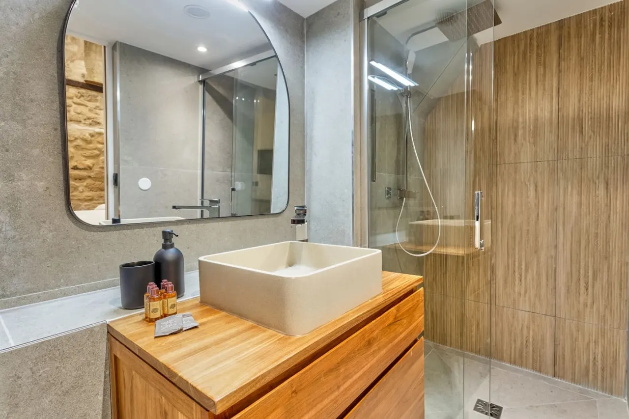 Typical Parisian Apartment in Le Marais#4 pers 8