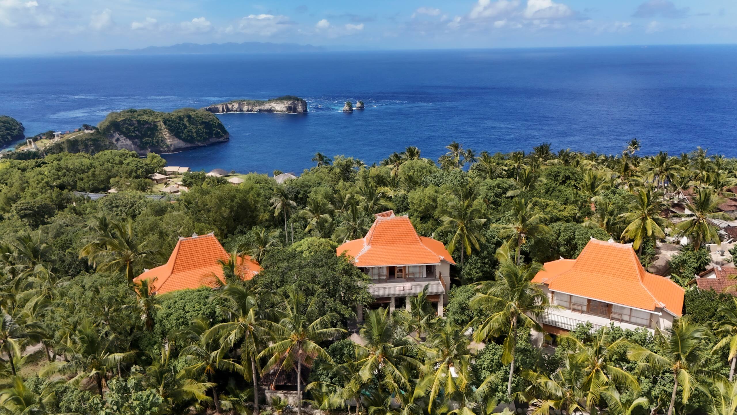 Three Bedroom Wooden Villa at Diamond Nusa Penida 33