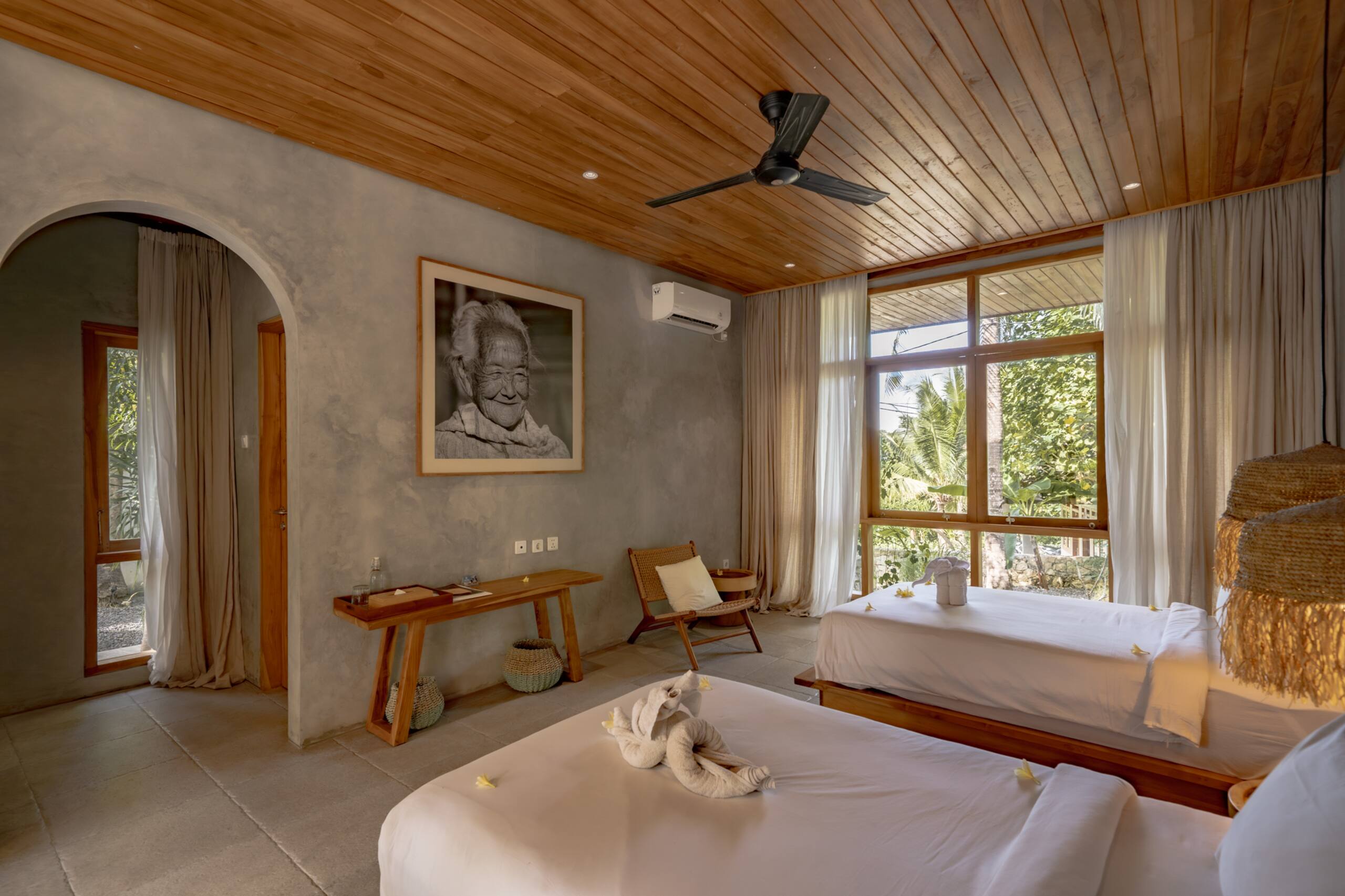 Three Bedroom Wooden Villa at Diamond Nusa Penida 23