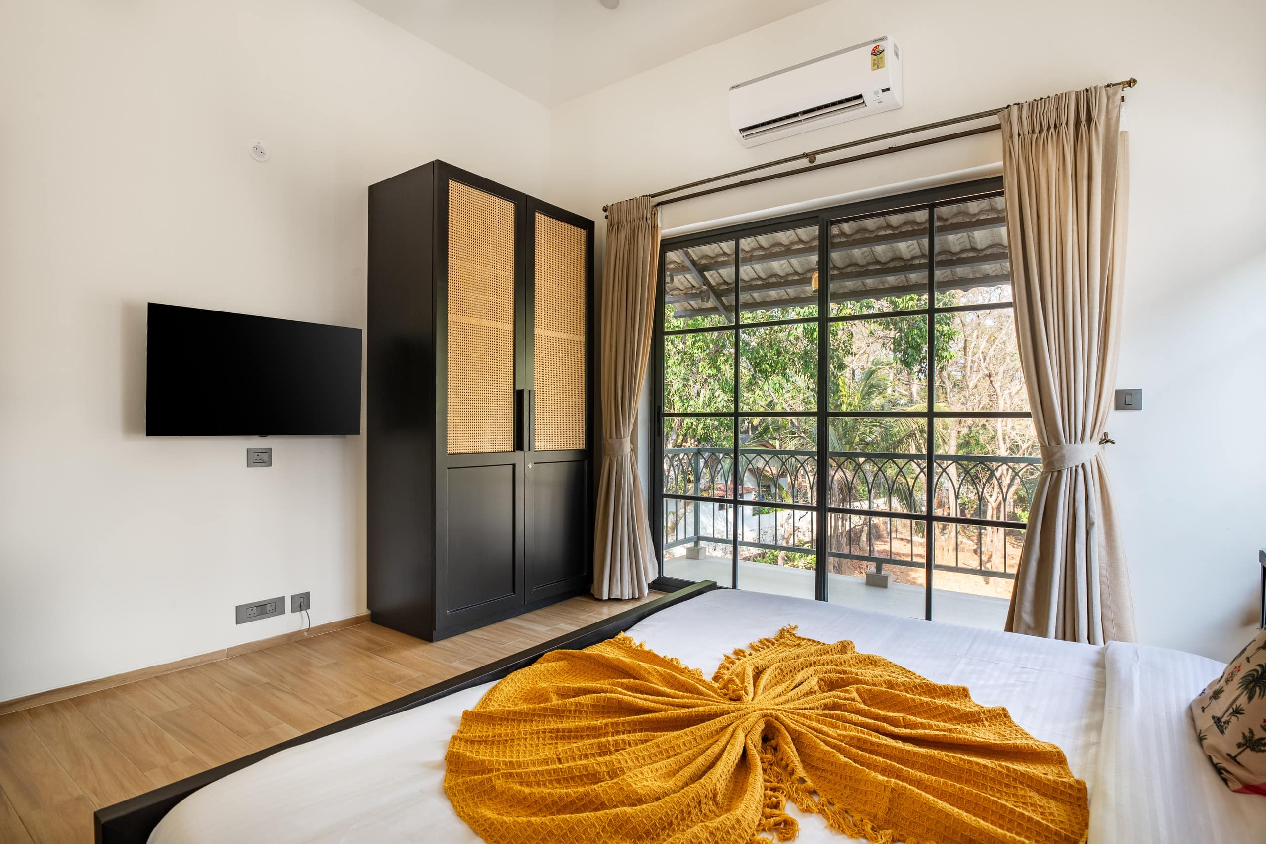 White Lotus by AlohaGoa-3BHK Pvt Pool Villa-Anjuna 33