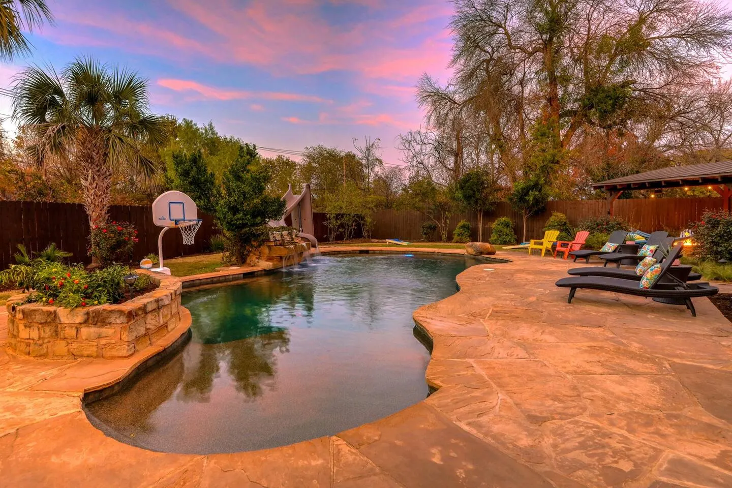 Group Retreat w Private Backyard Oasis Pool/Slide 6