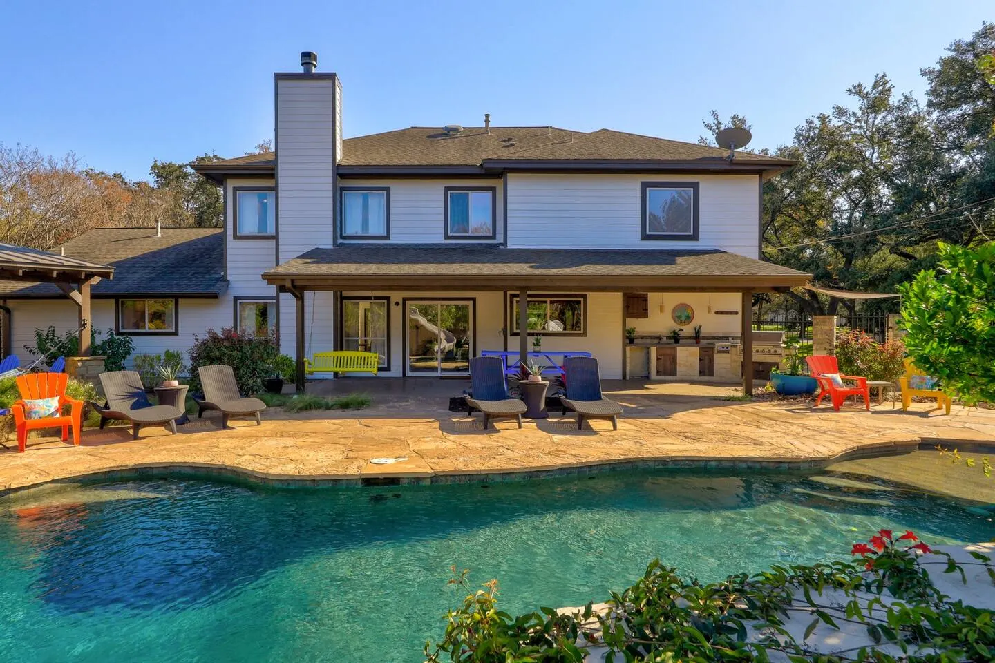 Group Retreat w Private Backyard Oasis Pool/Slide 7