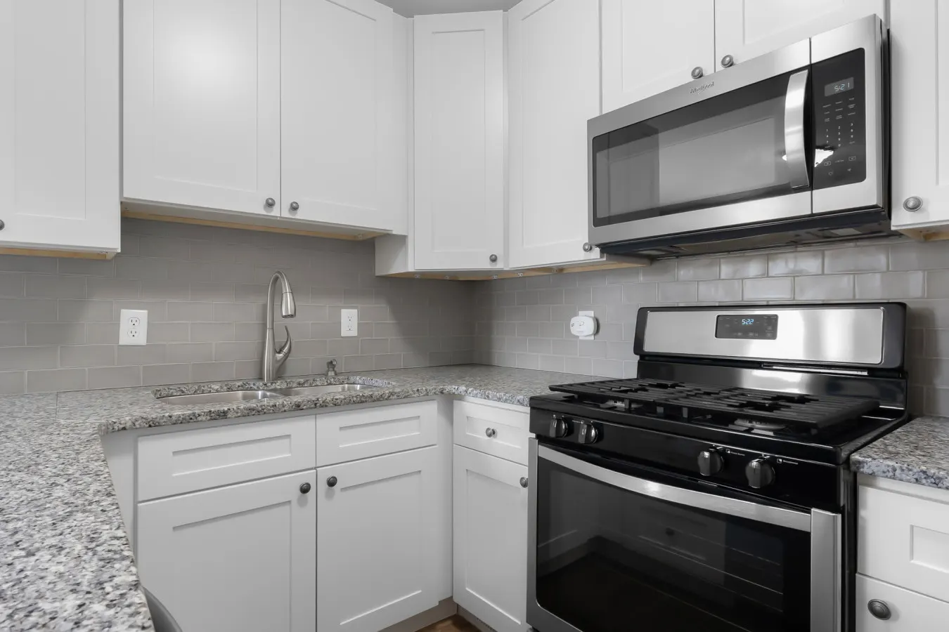 Downtown Columbus~Stunning Upscale 1 bd Suite 5