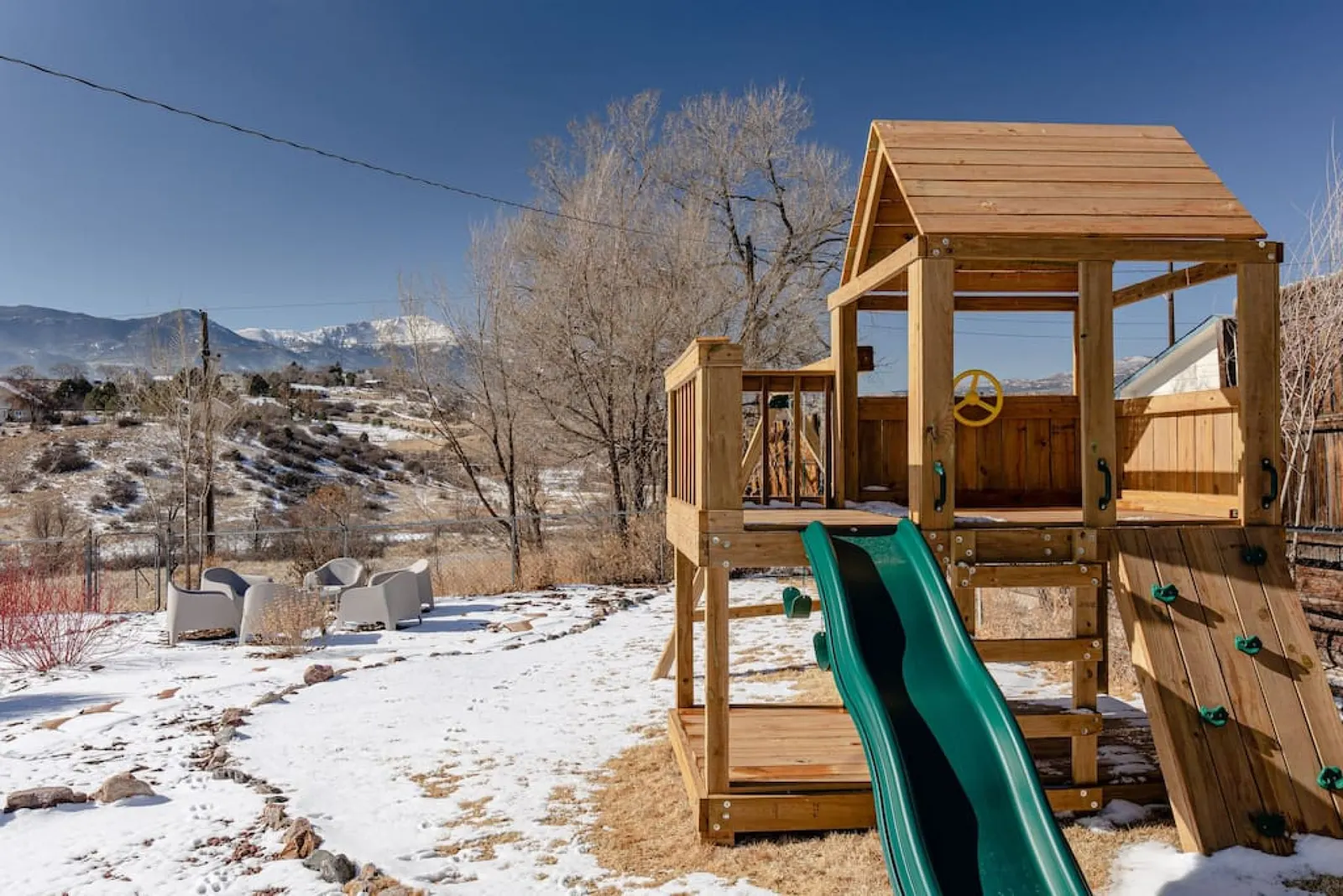 Well-Stocked, Family Friendly Home on the Westside 6
