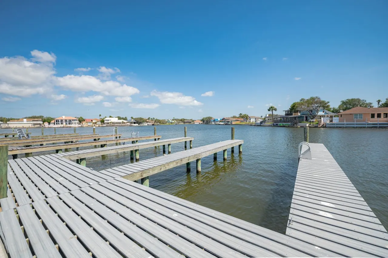 Simply Wonderful | Bayview | Pier | Pools |by Rose — photo 5