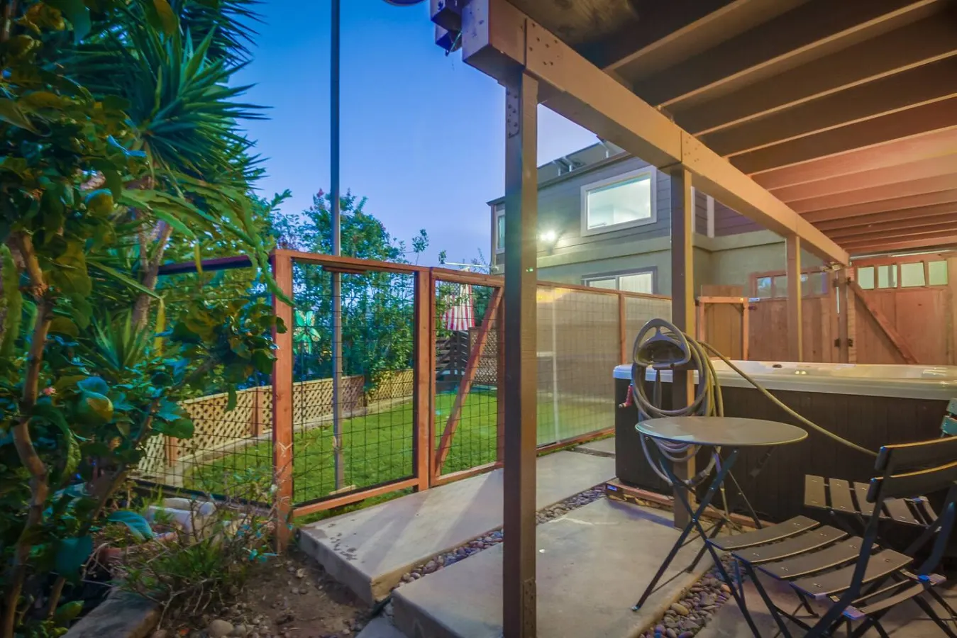 3BR+Bonus Bedroom | Hot Tub | Tropical Oasis — photo 4