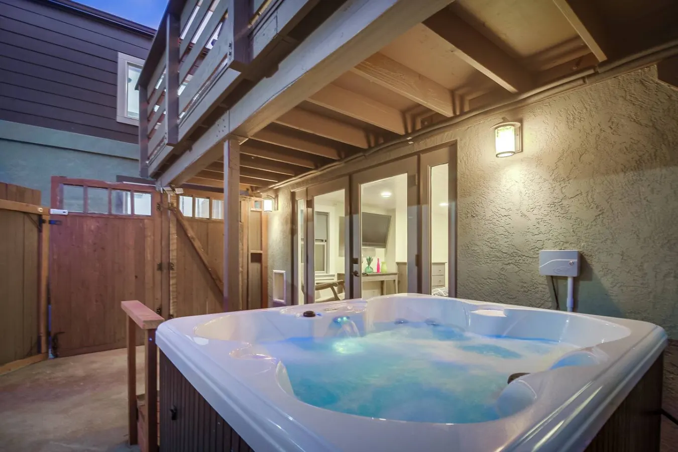 3BR+Bonus Bedroom Hot Tub Tropical Oasis 8