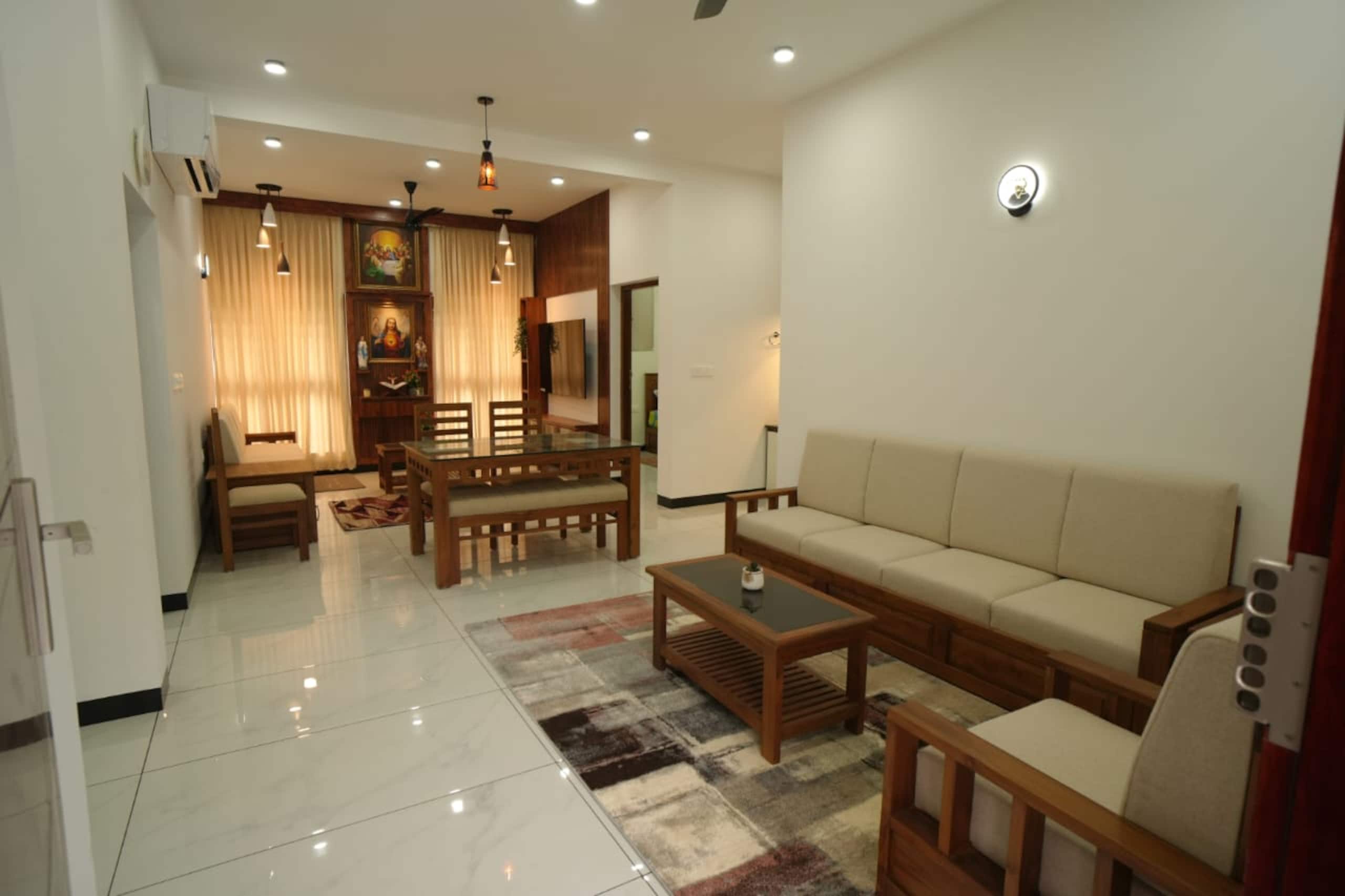 Stay Near Kochi Airport - Mulavarickal Homes 10