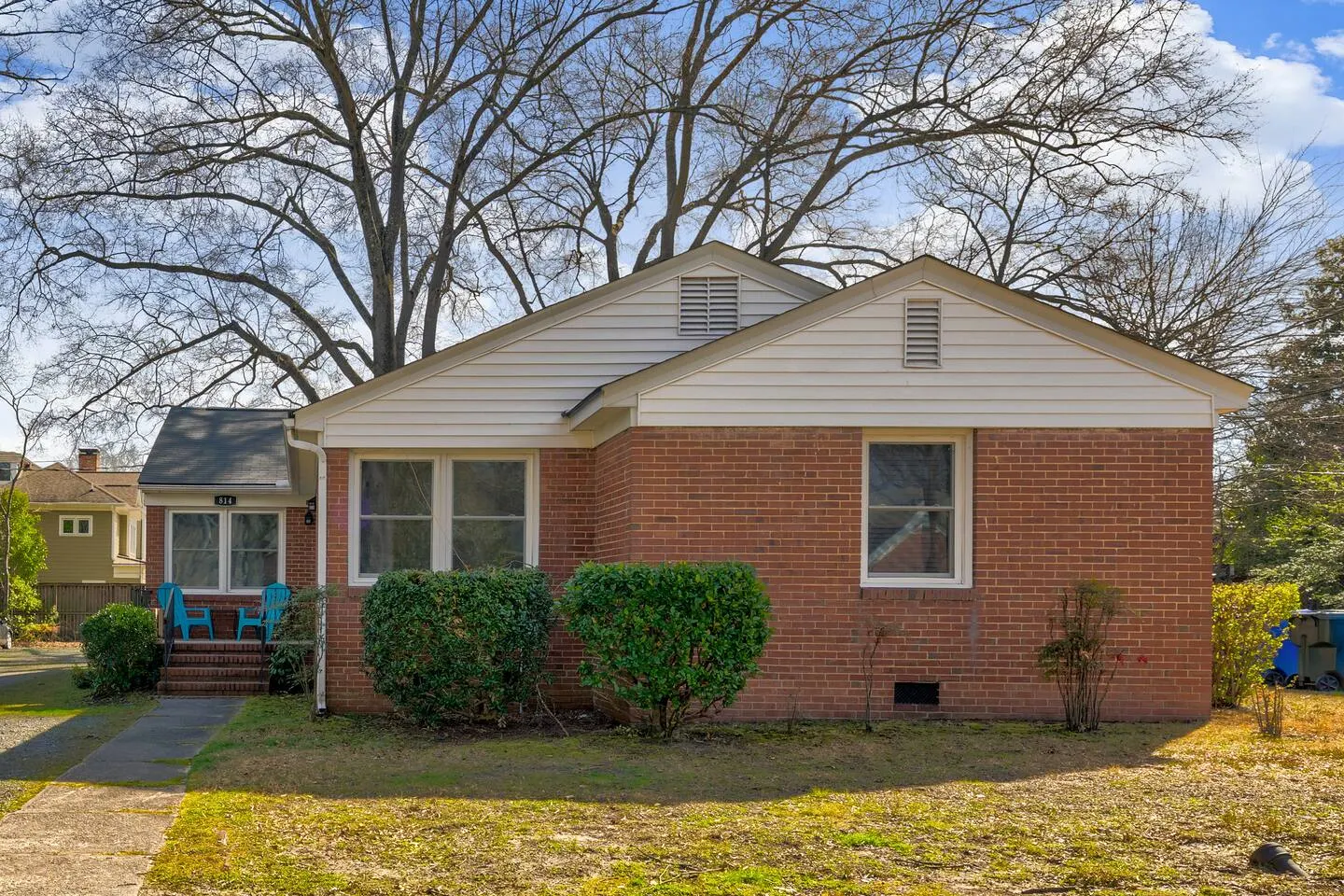 Buchanan 1BR @ Duke East Campus 4