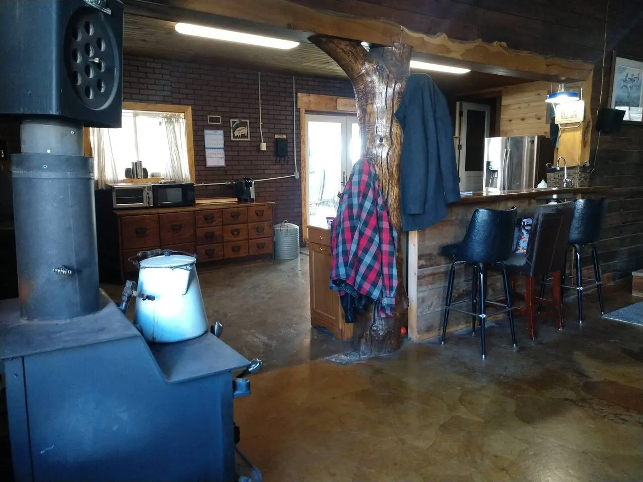 Roslyn Creamery Co. - Hunting/Fishing Getaway 15