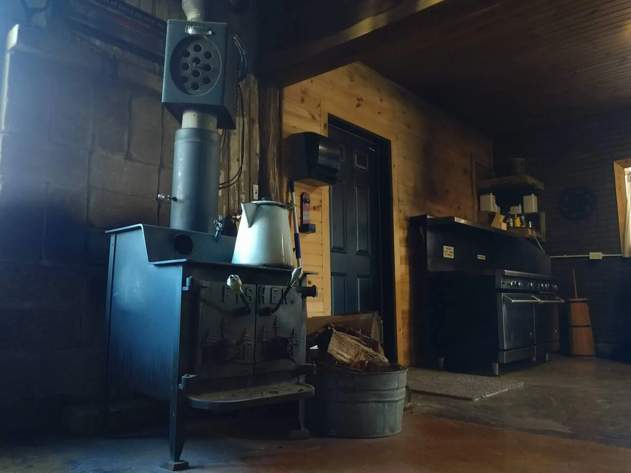 Roslyn Creamery Co. - Hunting/Fishing Getaway 16