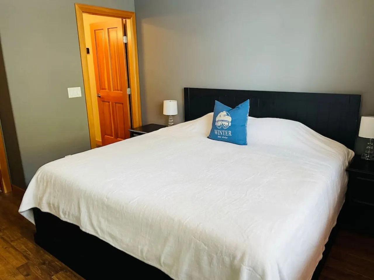 Apex Mountain ~ Lazy Bear Lodge - BC Reg#PM023602758 10