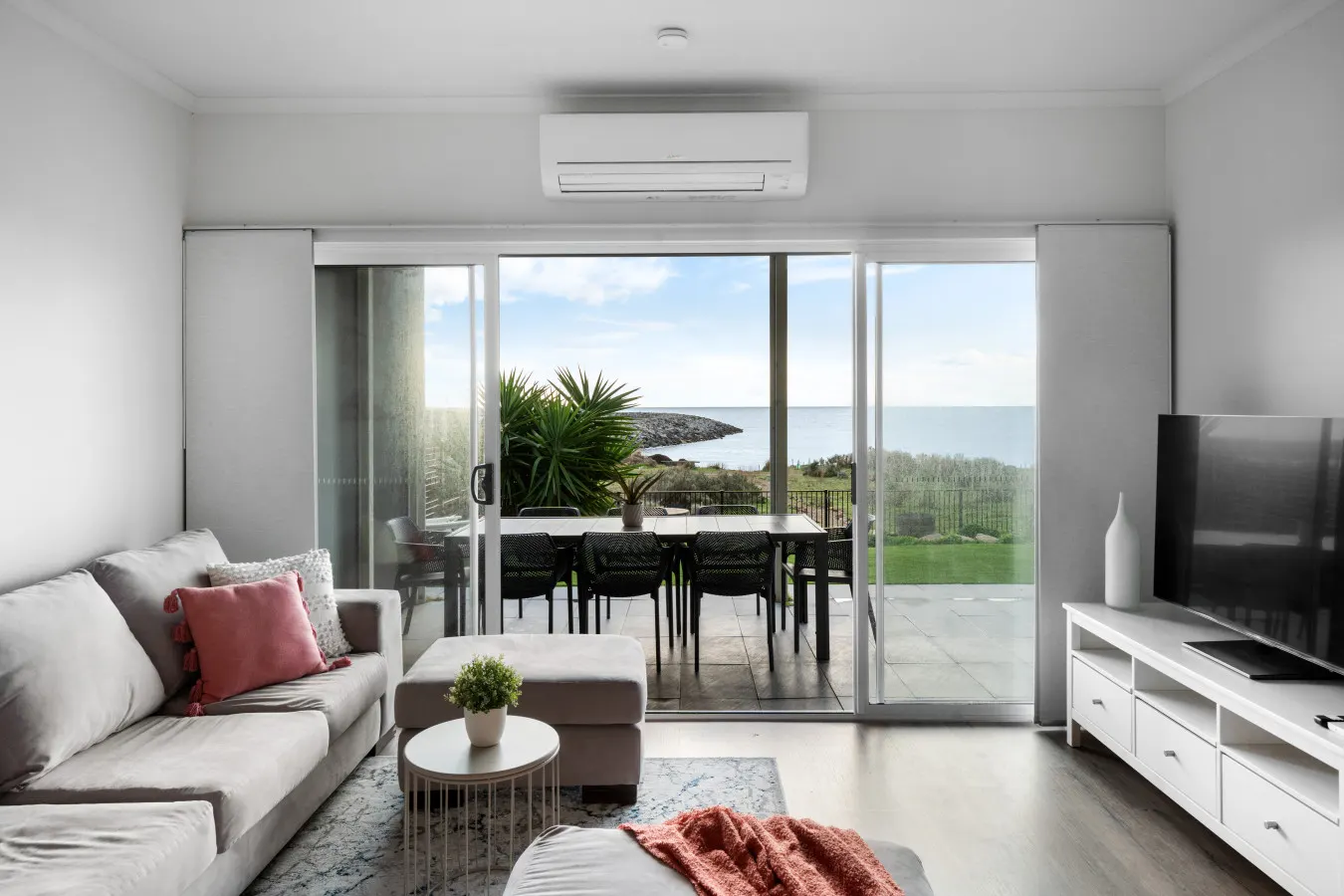 Wirrina Waters—Stunning Horizons with Hot Tub 10