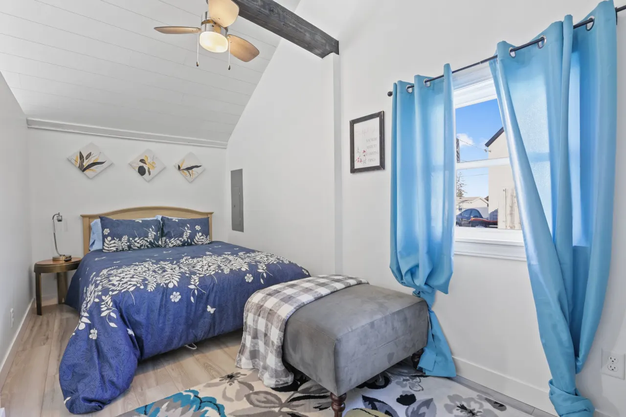 The Shack — photo 2