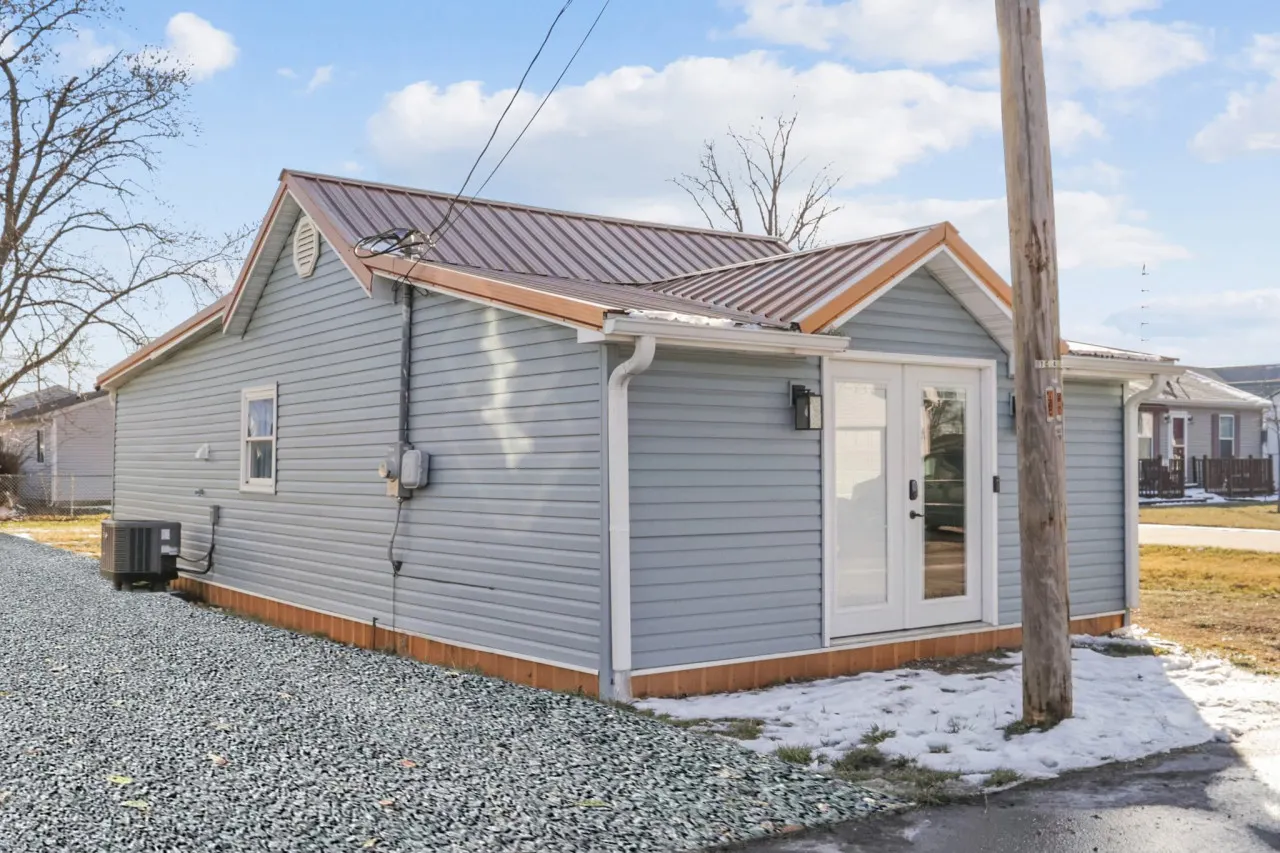 The Shack — photo 4