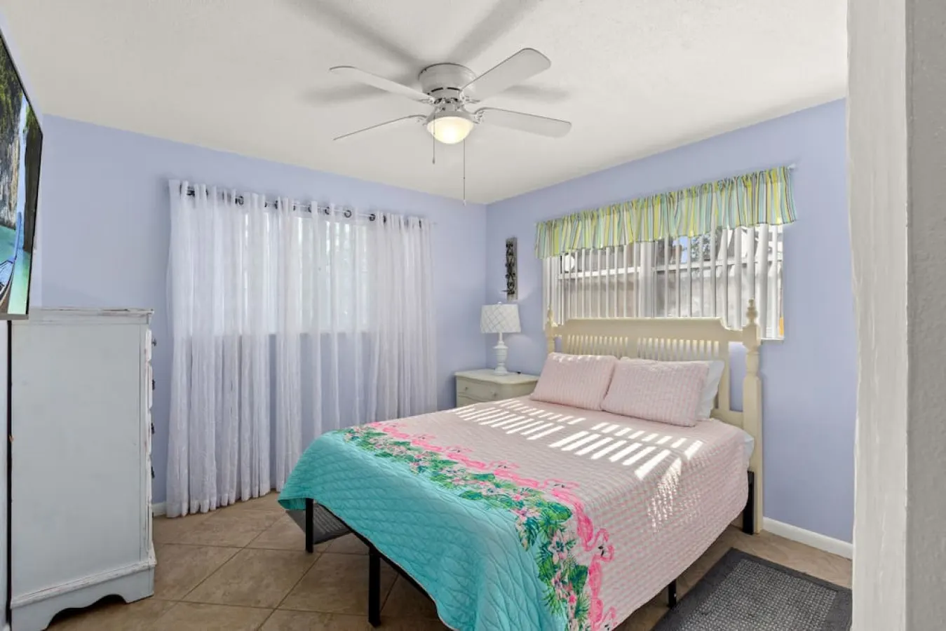 Flirty Flamingo ~ Poolside Cocktails, Game Room Fun & Casita Retreat 14