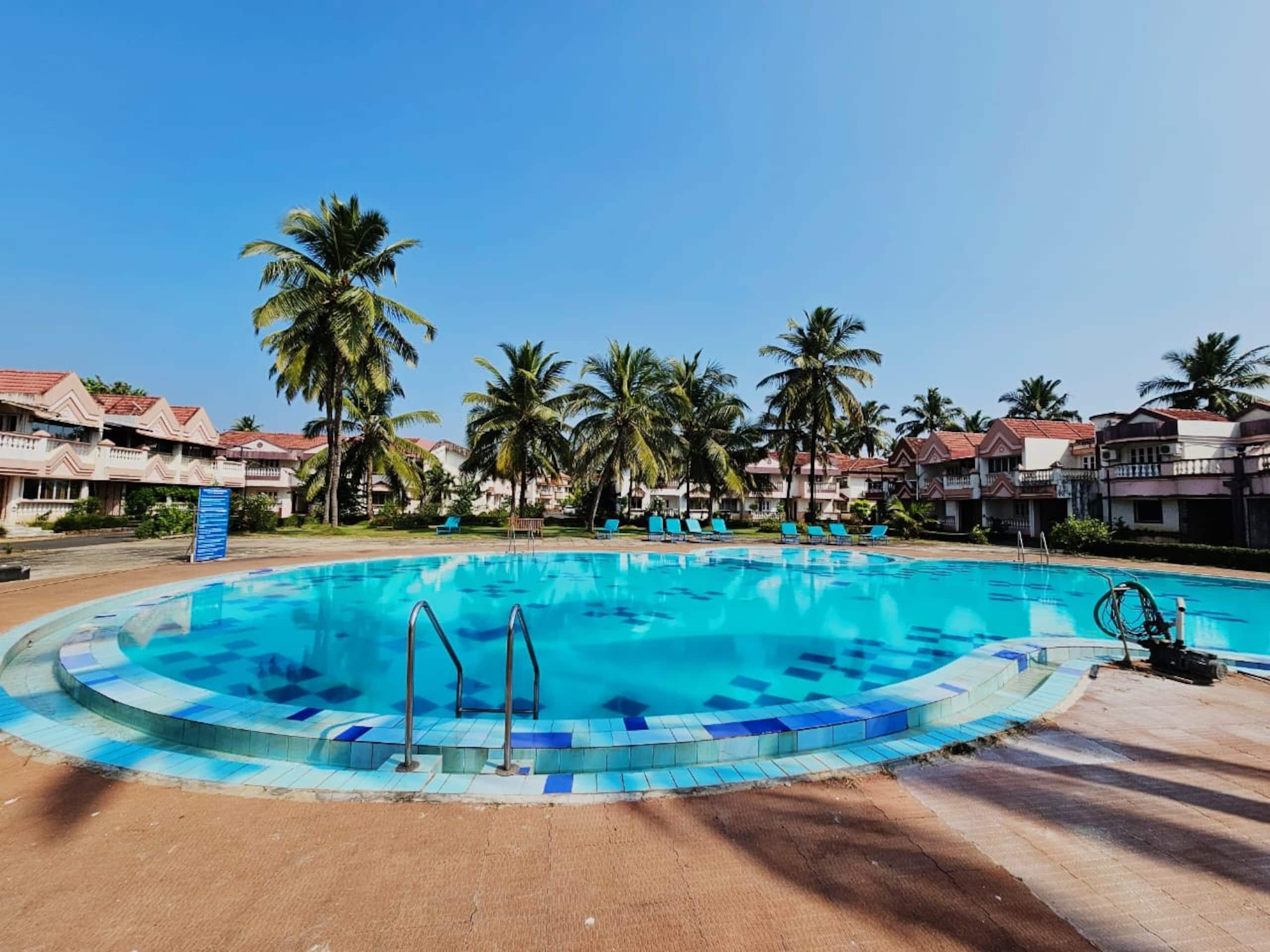 Beachside Bliss: Beach-100m walk 26