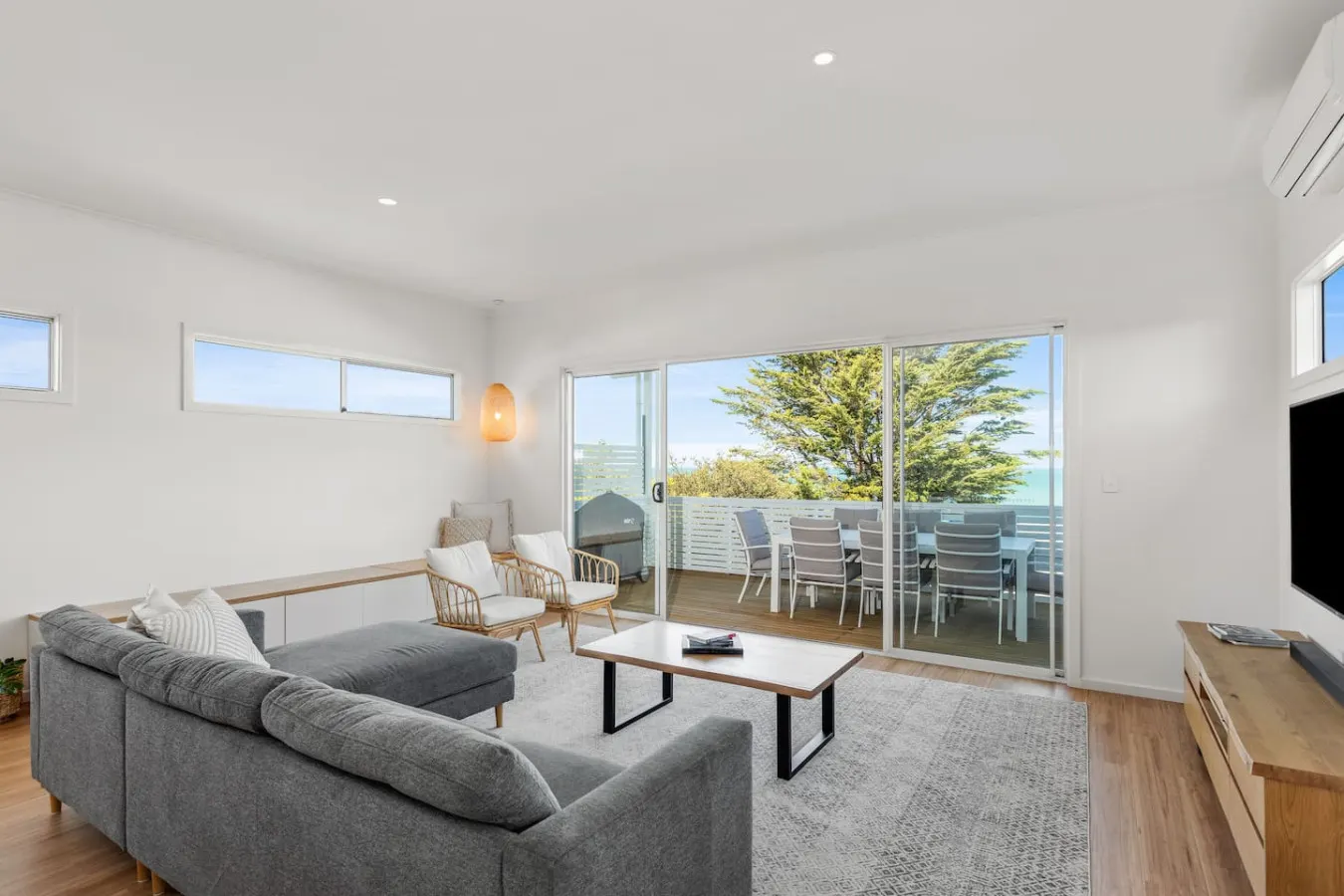 Pipe Dreams—Stunning Ocean Views by Victor Harbor 7
