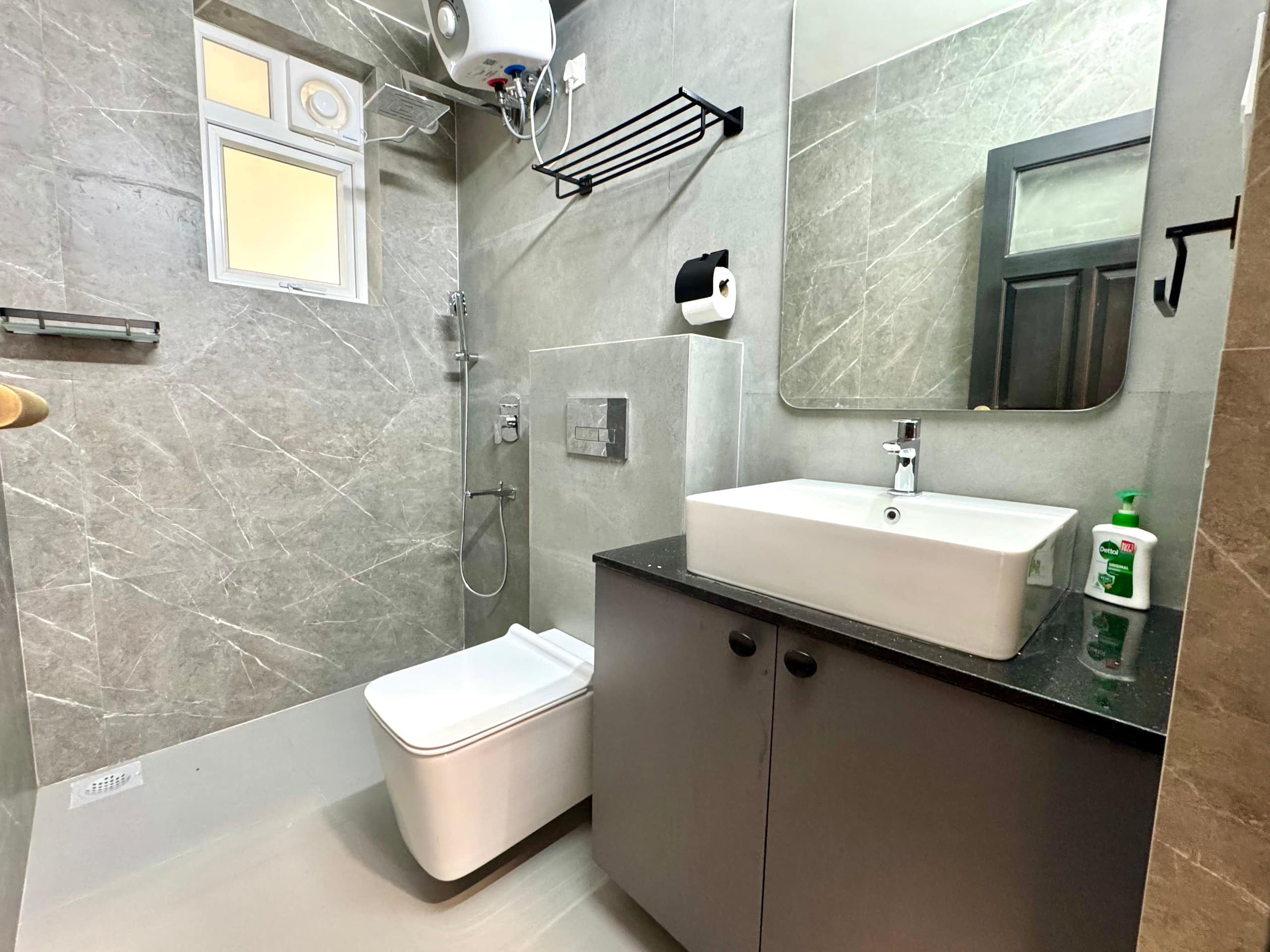 *Casa Serena - 2 BHK 100 metres to beach* 22