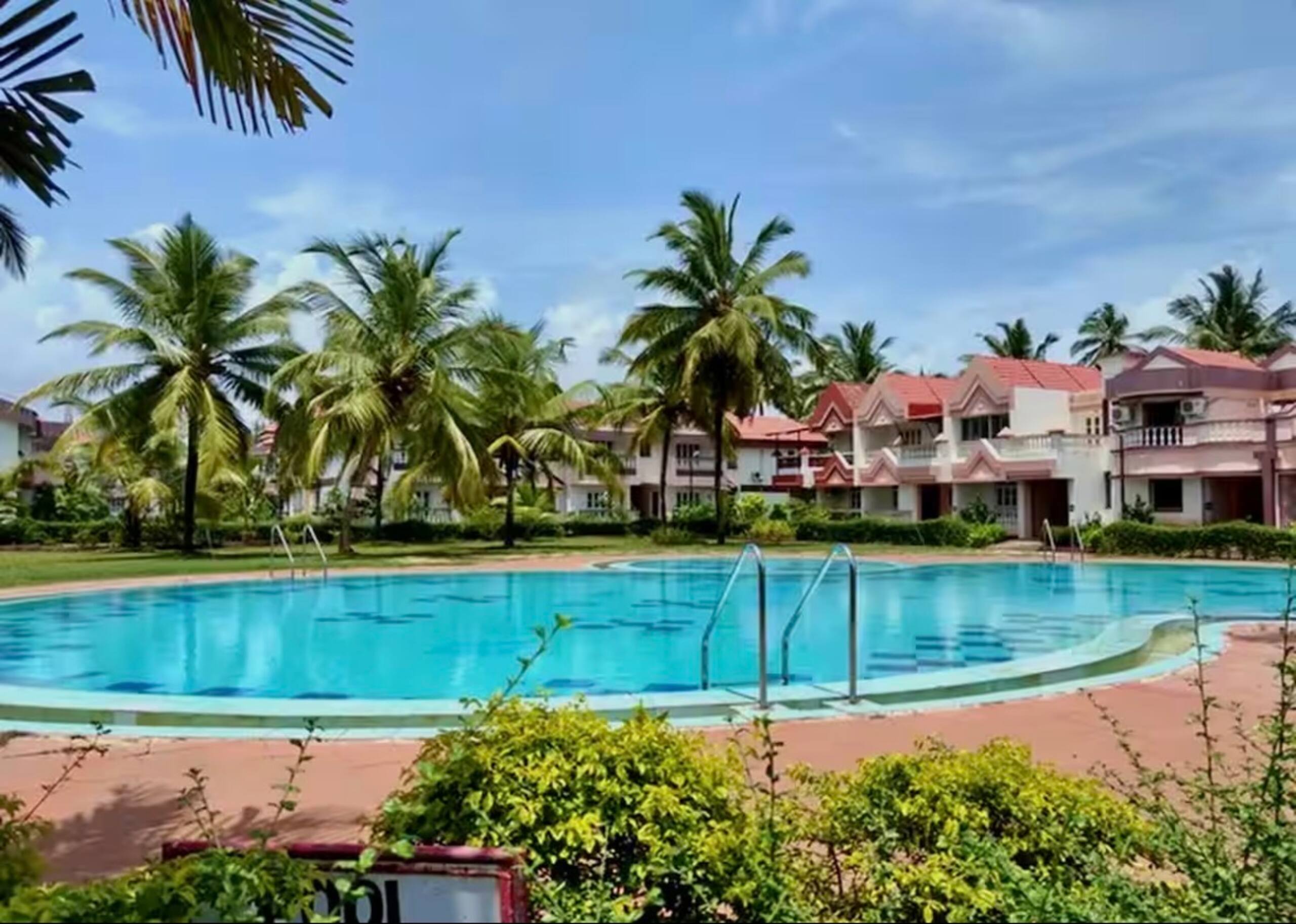 *Casa Serena - 2 BHK 100 metres to beach* 25