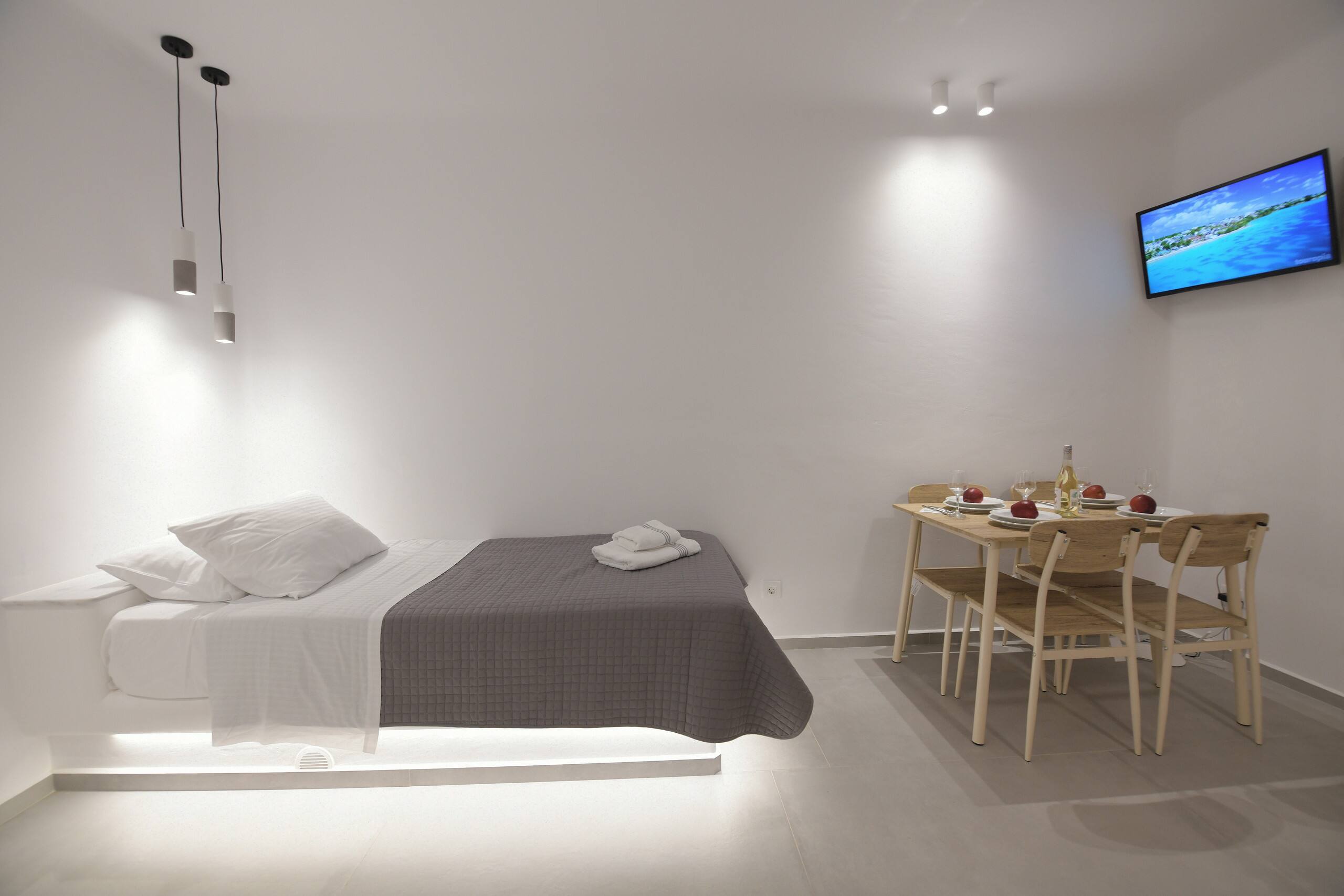 White Velvet Suite 2 11