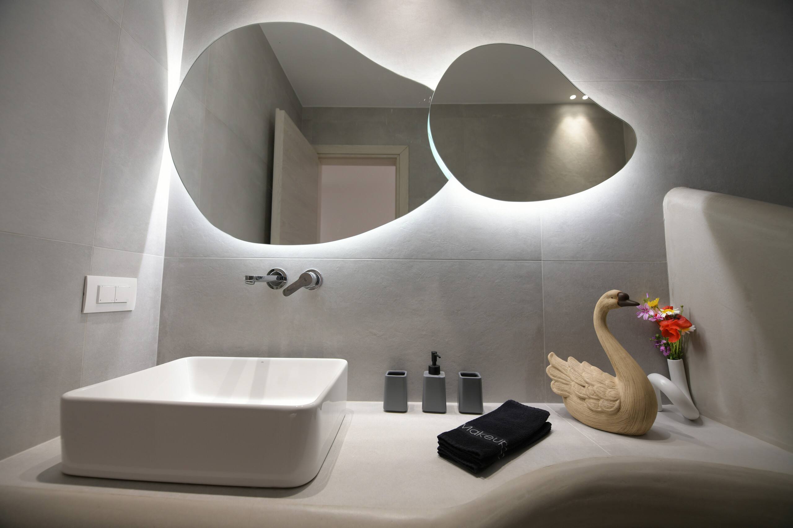 White Velvet Suite 2 13