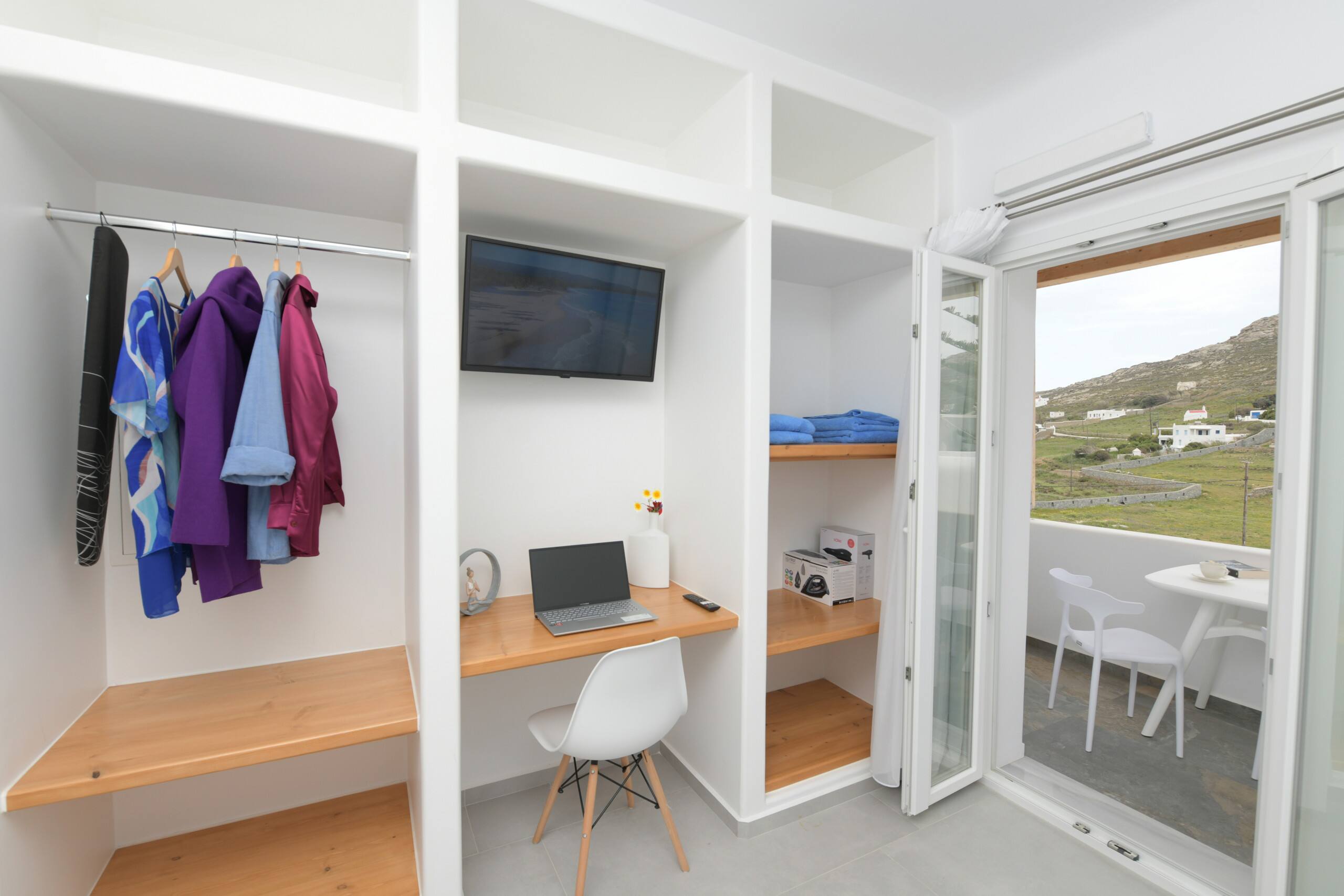 White Velvet Suite 2 7
