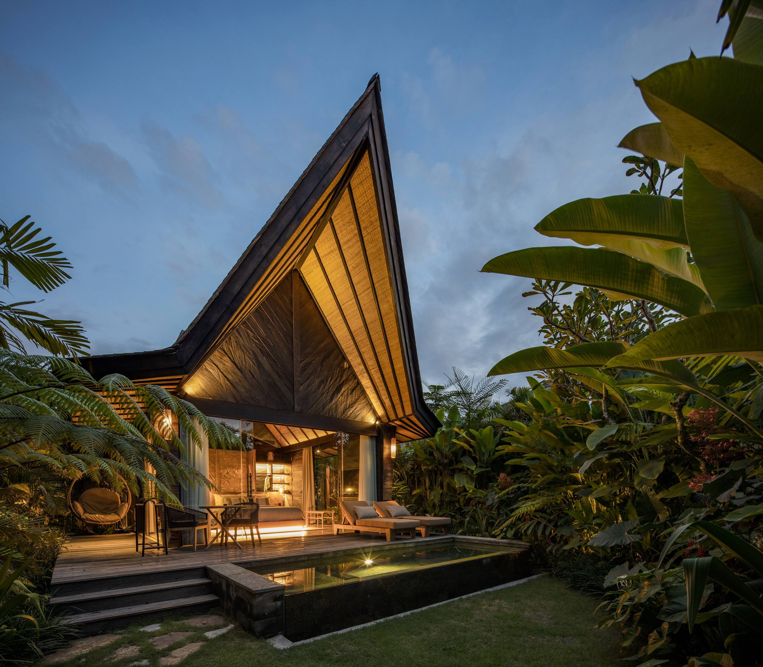 Desa Hay Canggu - Premium Jabu with Plunge Pool