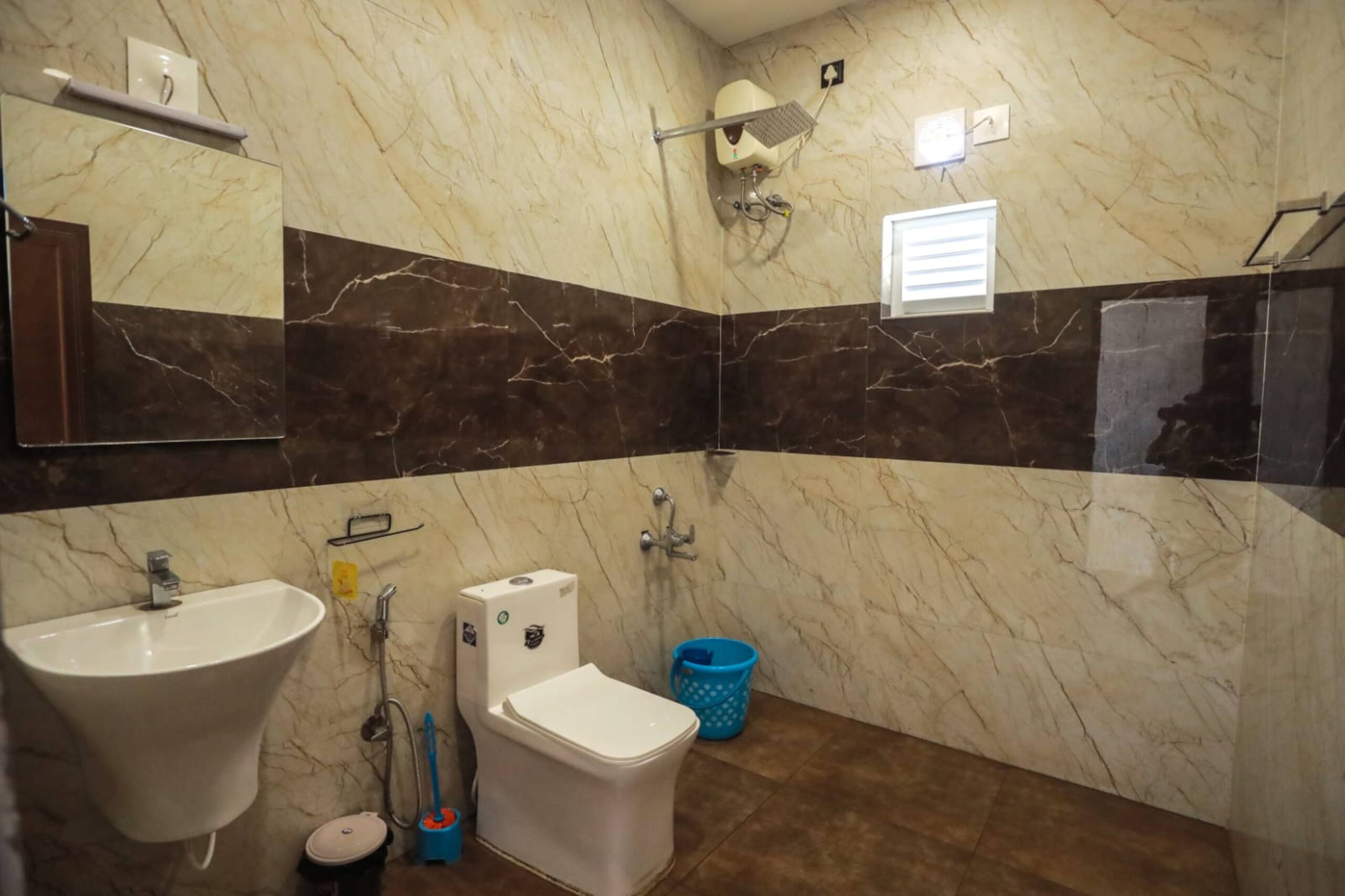 Premium 4BHK+2BR VILLA in vagamon with pool 39