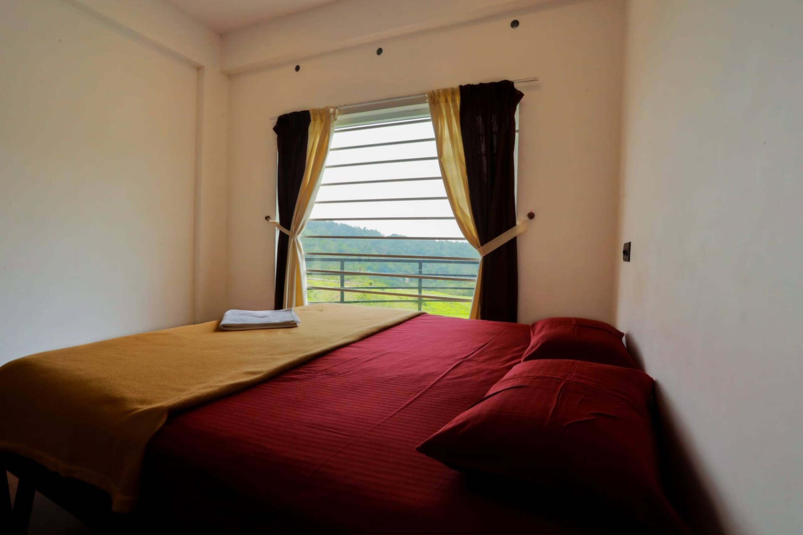 Premium 4BHK+2BR VILLA in vagamon with pool 37