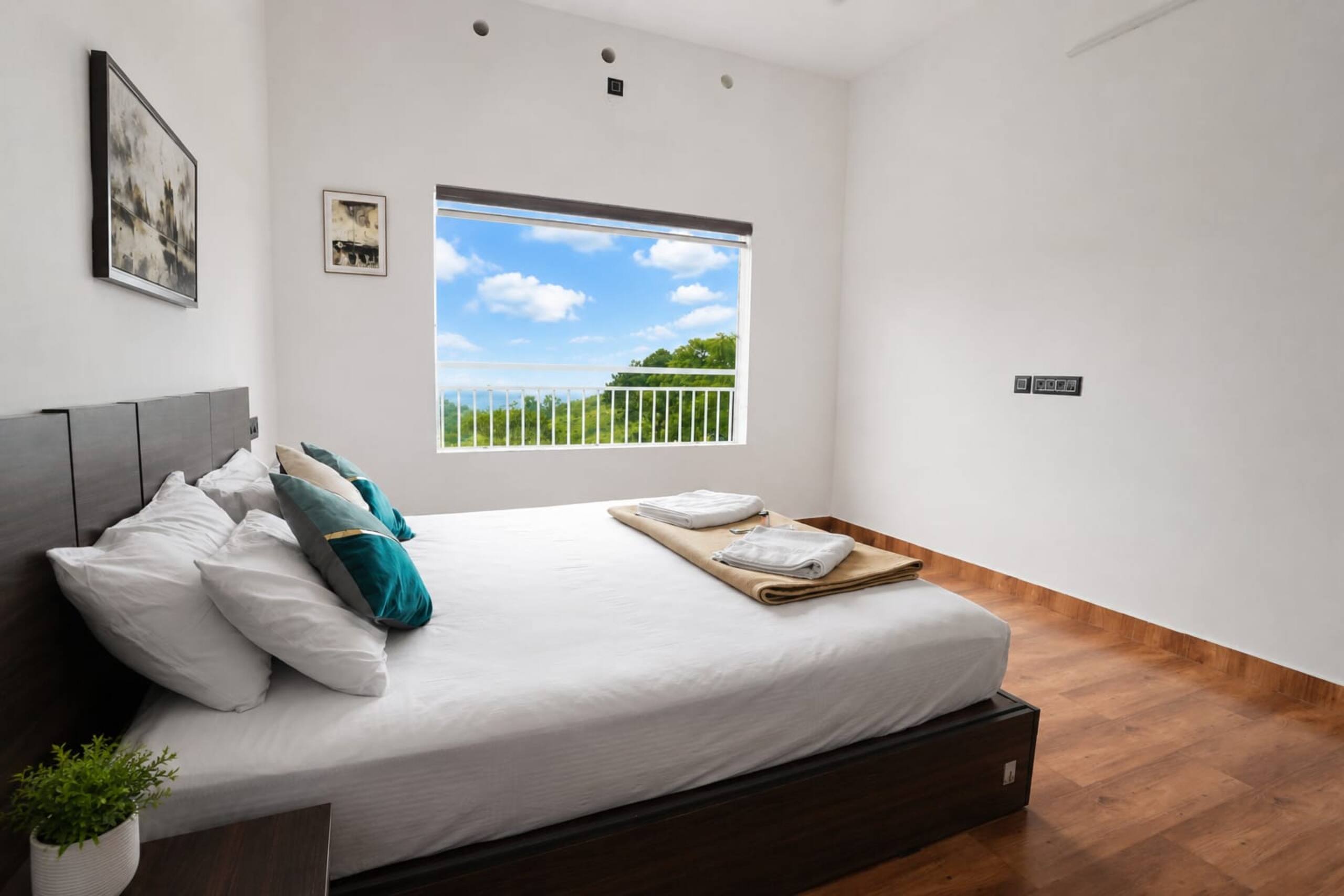 Premium 4BHK+2BR VILLA in vagamon with pool 28