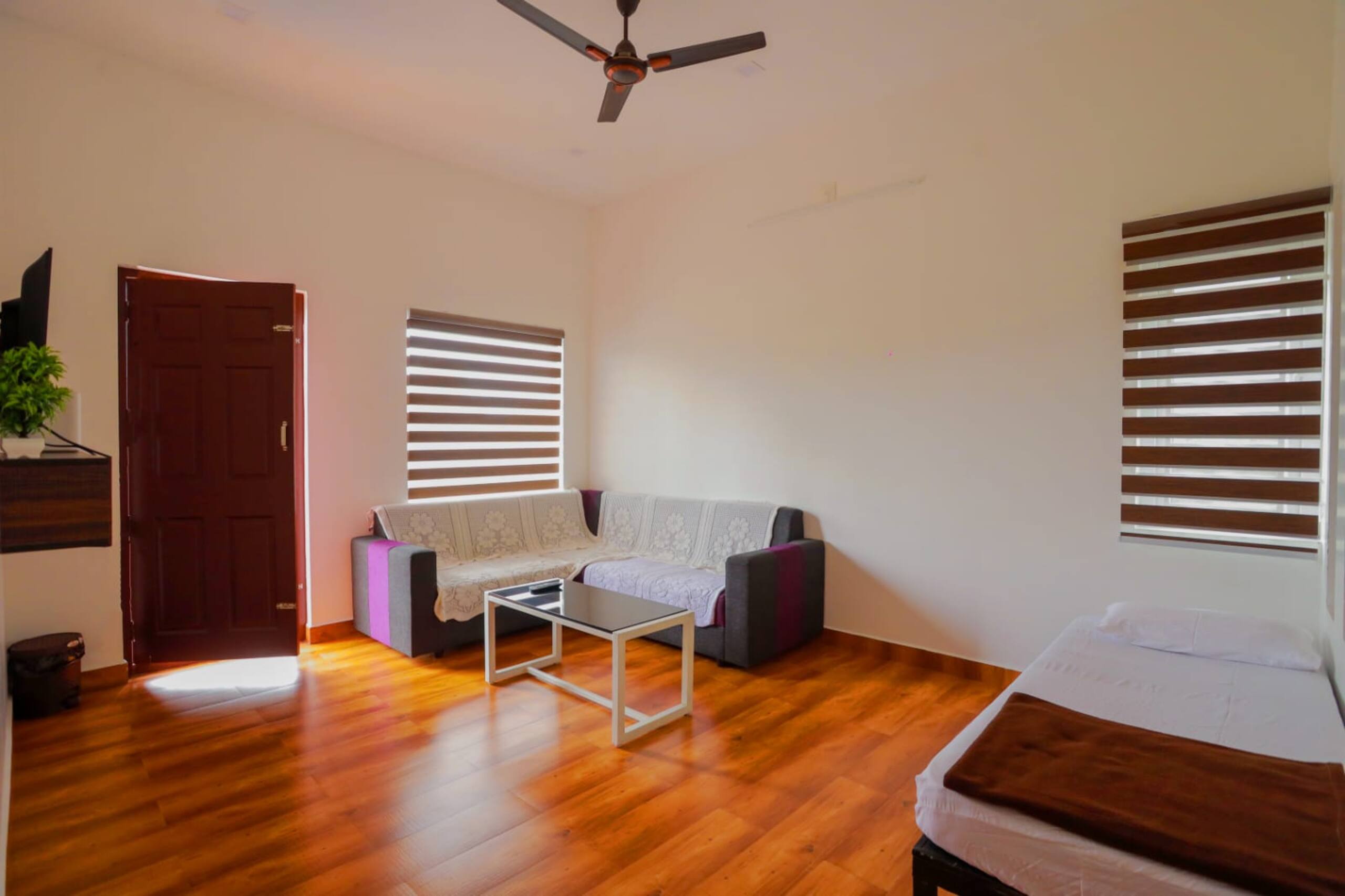 Premium 4BHK+2BR VILLA in vagamon with pool 10