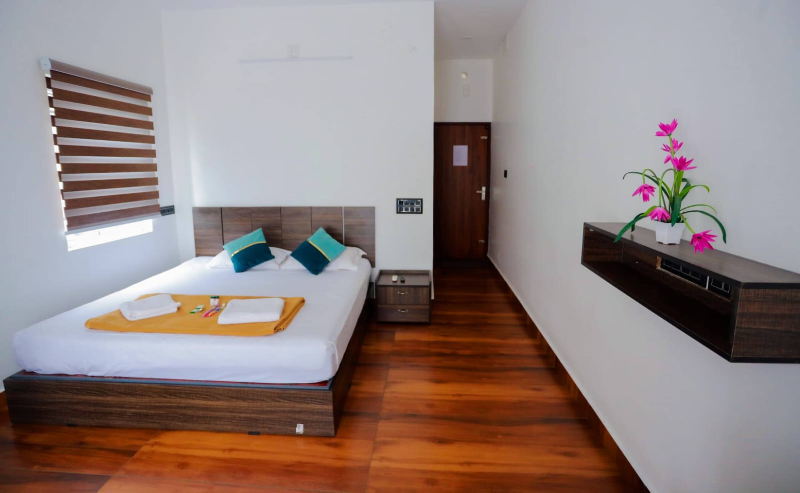 Premium 4BHK+2BR VILLA in vagamon with pool 31